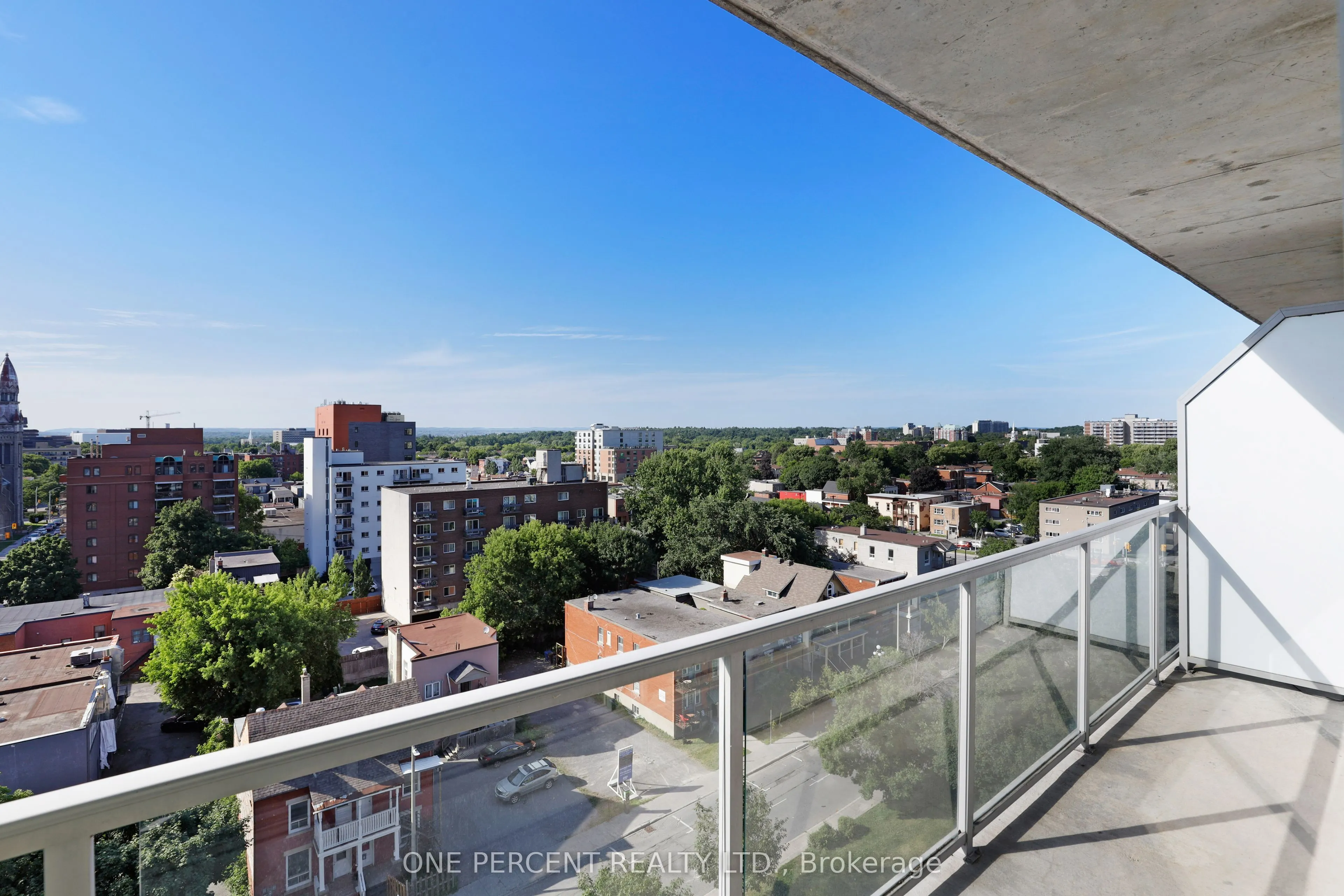180 York Street, #904