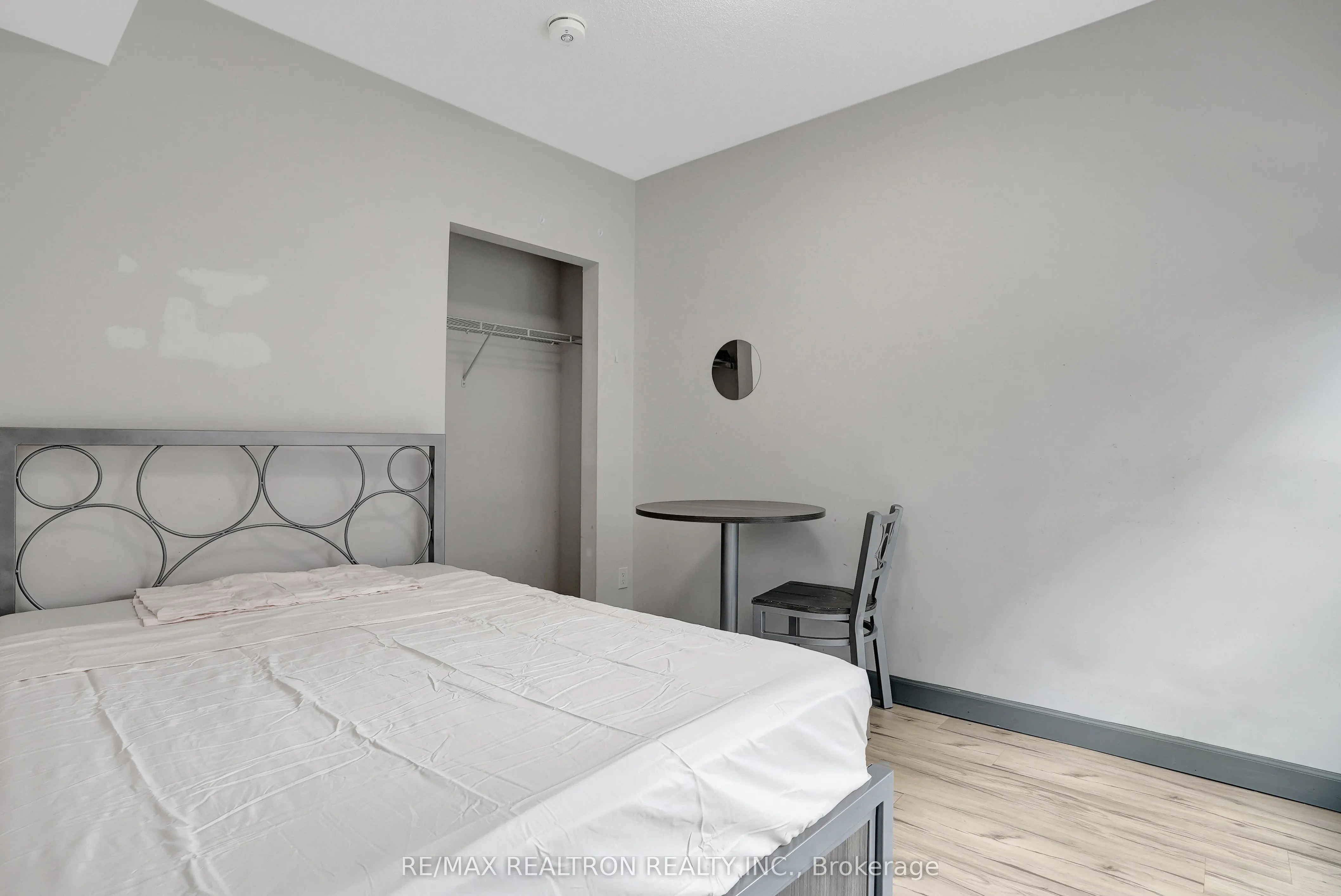 258B Sunview Street, #228