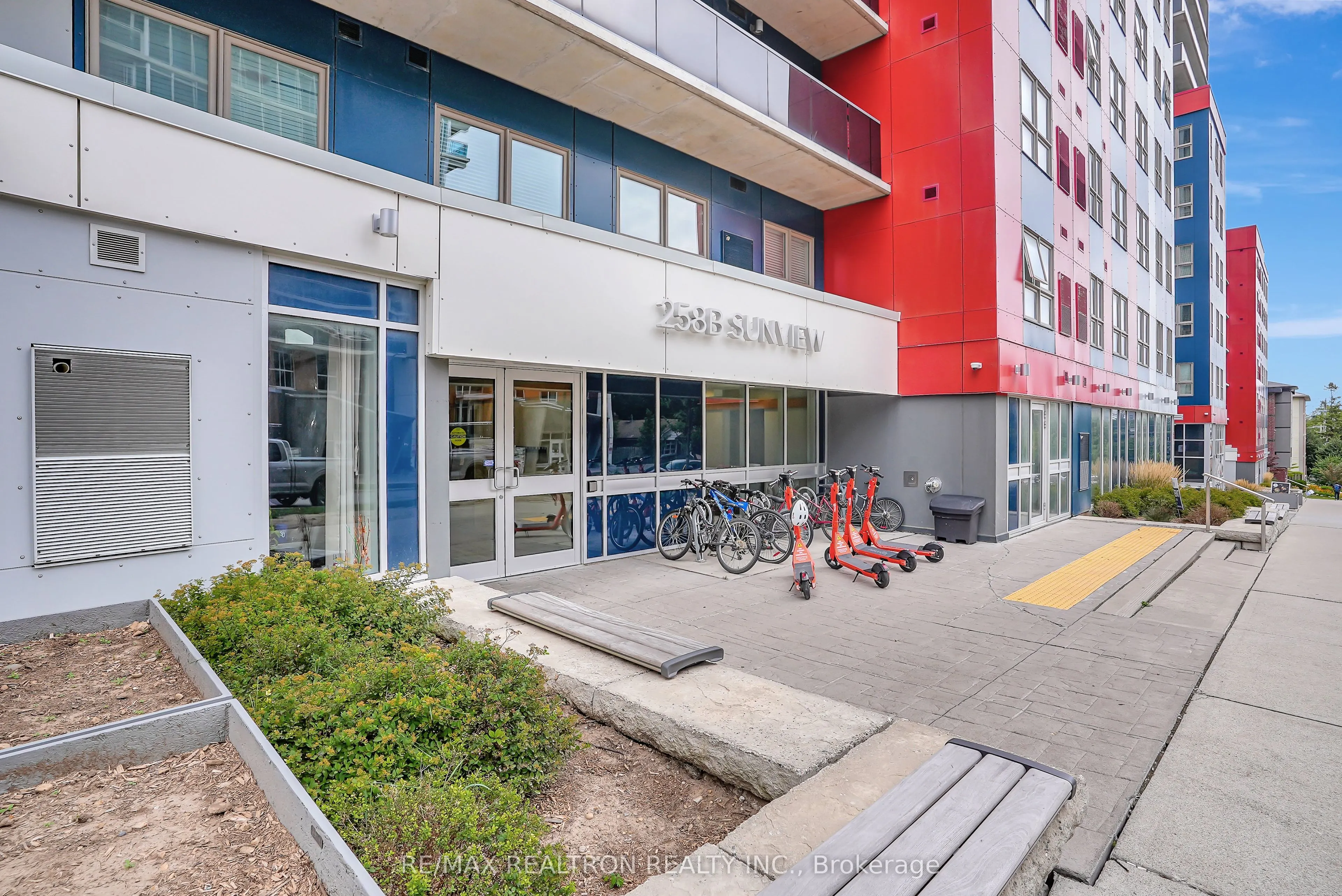 258B Sunview Street, #228