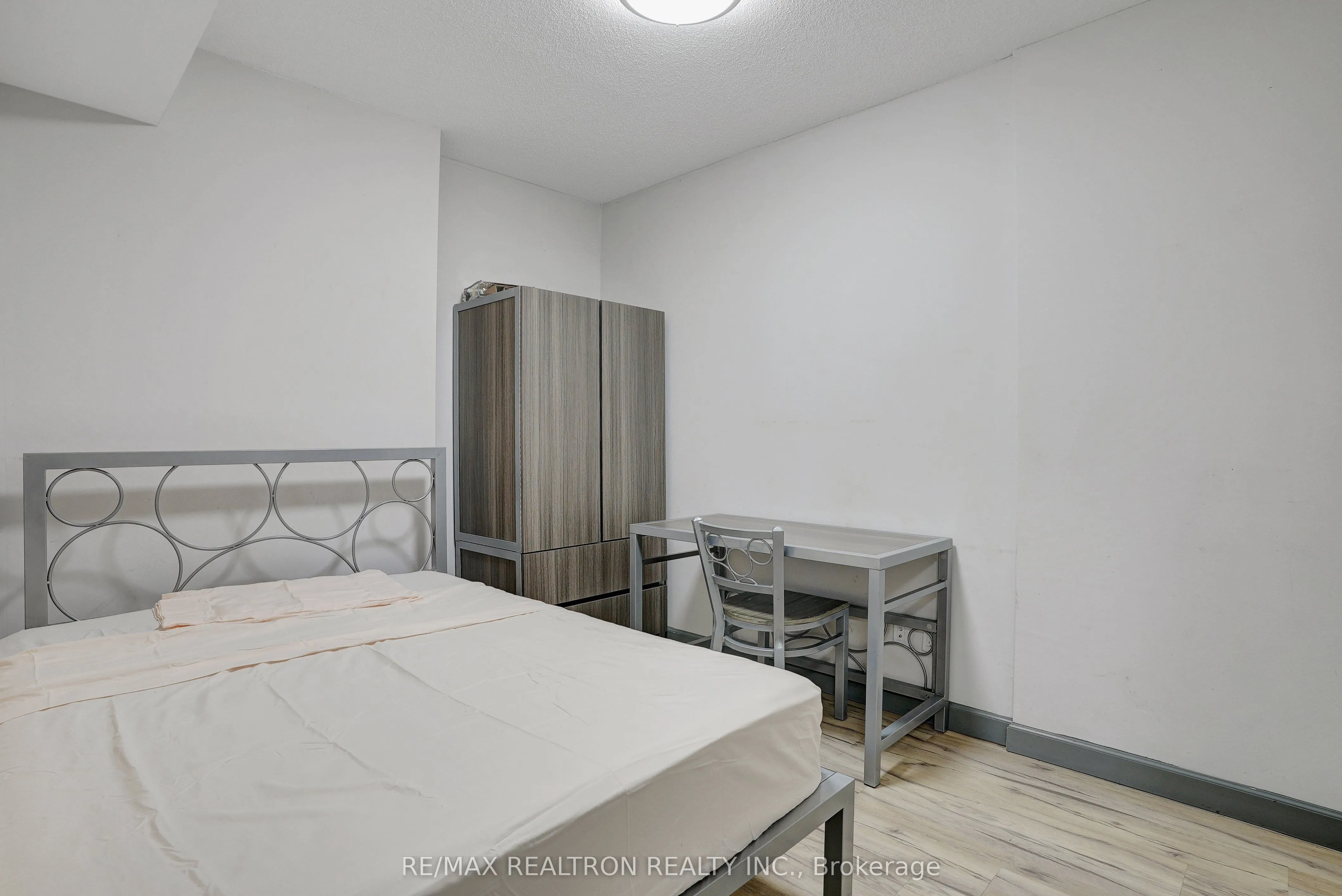 258B Sunview Street, #228