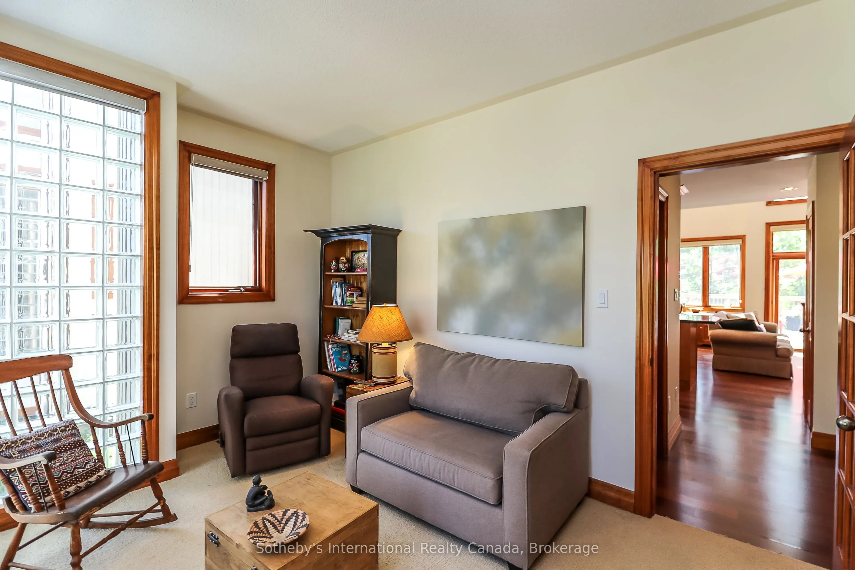 224 Blueski George Crescent, #16
