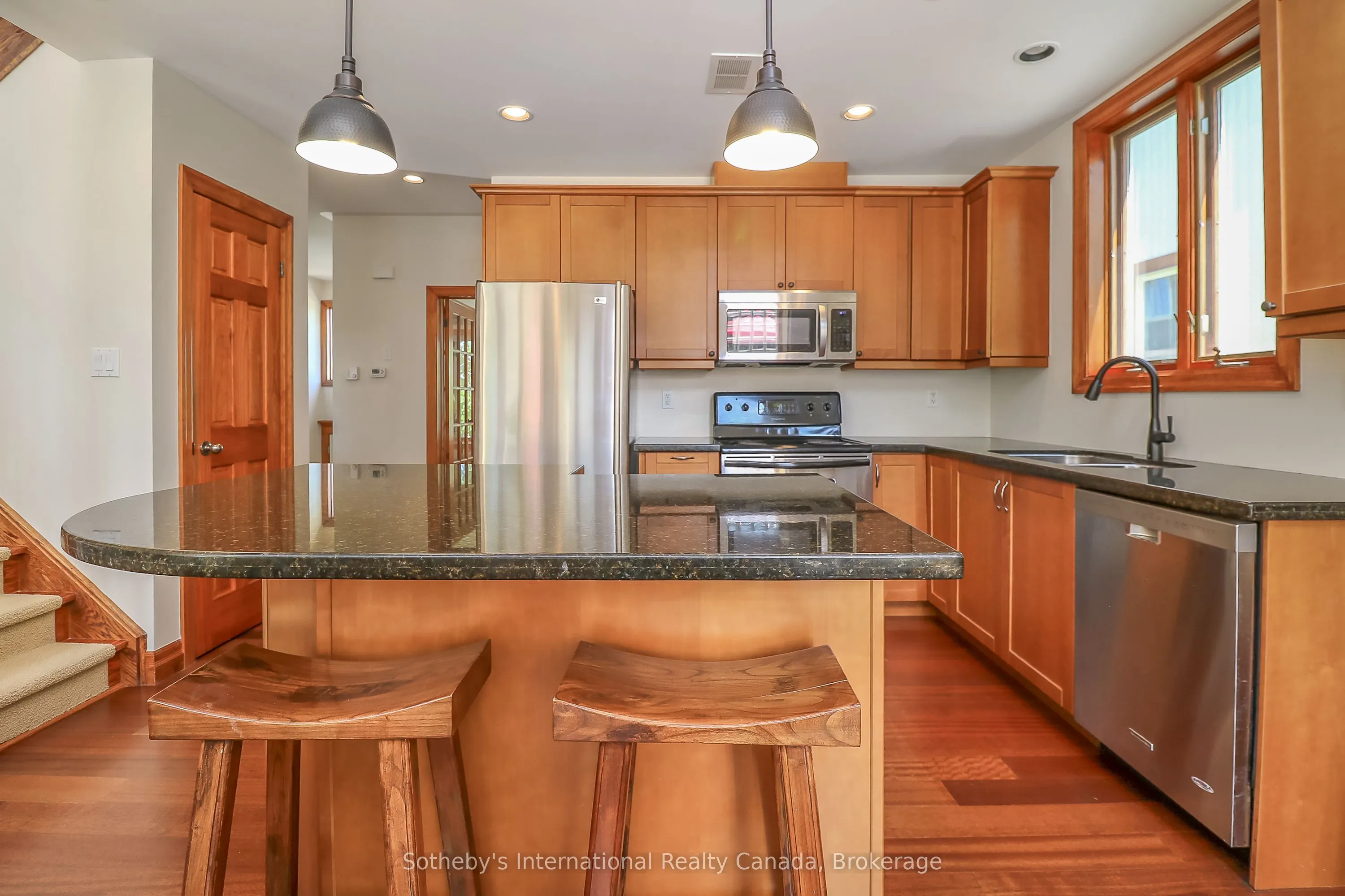 224 Blueski George Crescent, #16