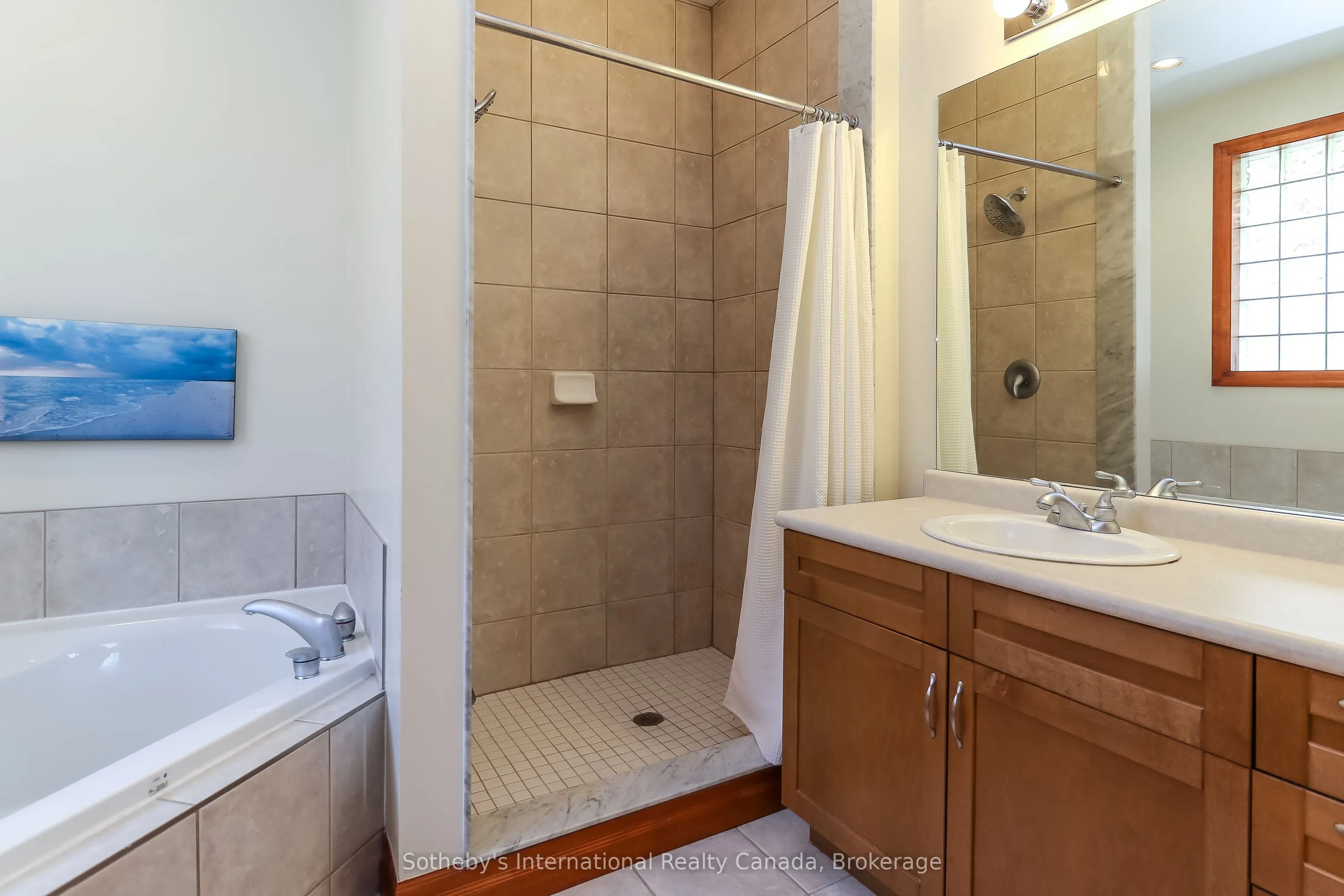 224 Blueski George Crescent, #16