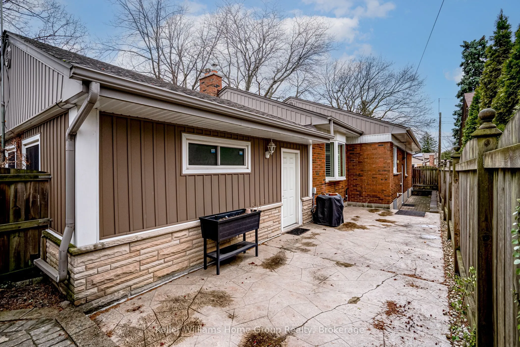 50 Edgewood Avenue