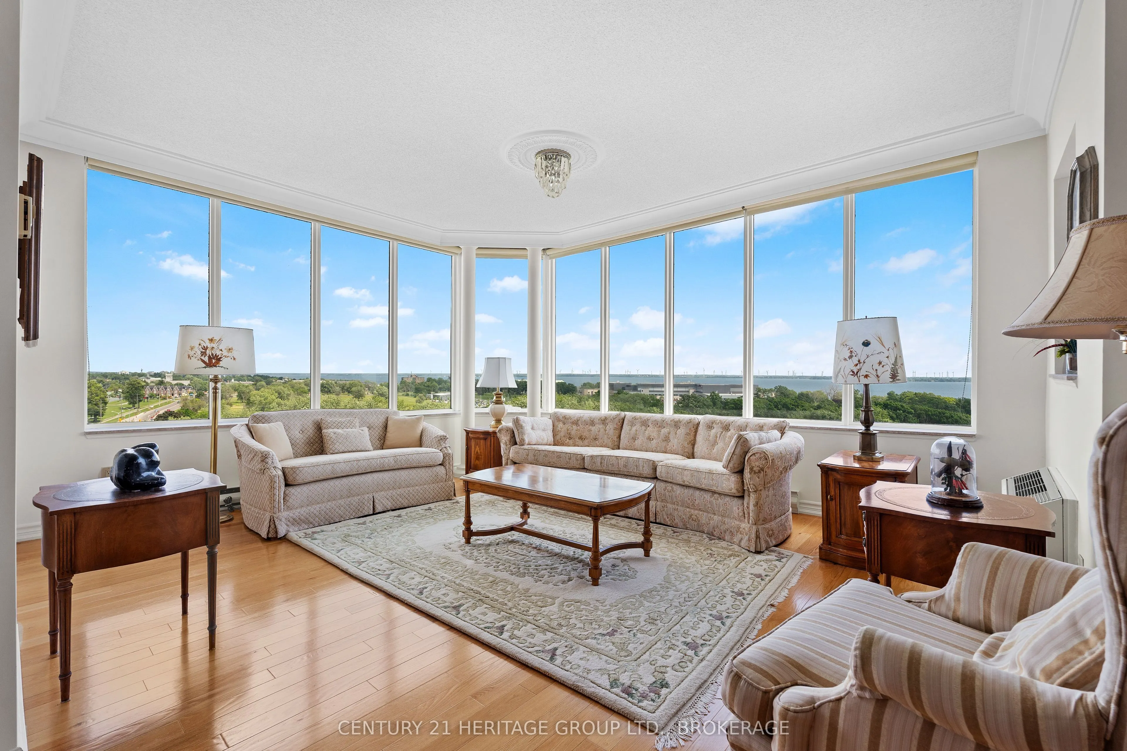 1000 King Street W, #1404