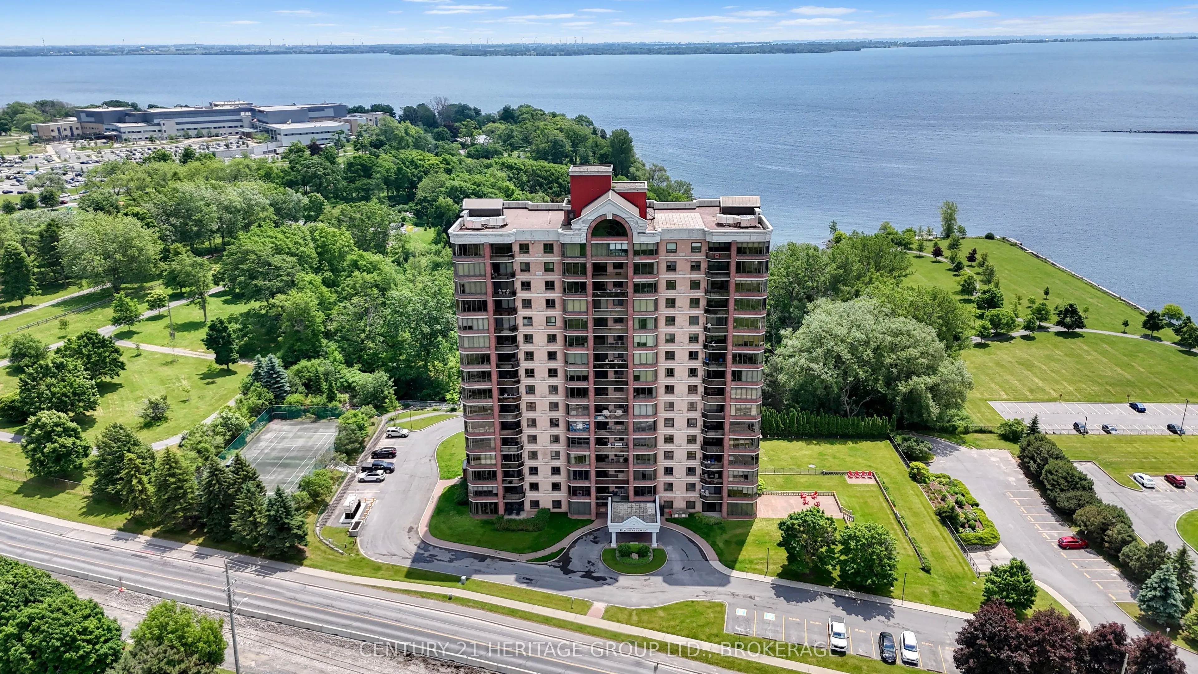 1000 King Street W, #1404