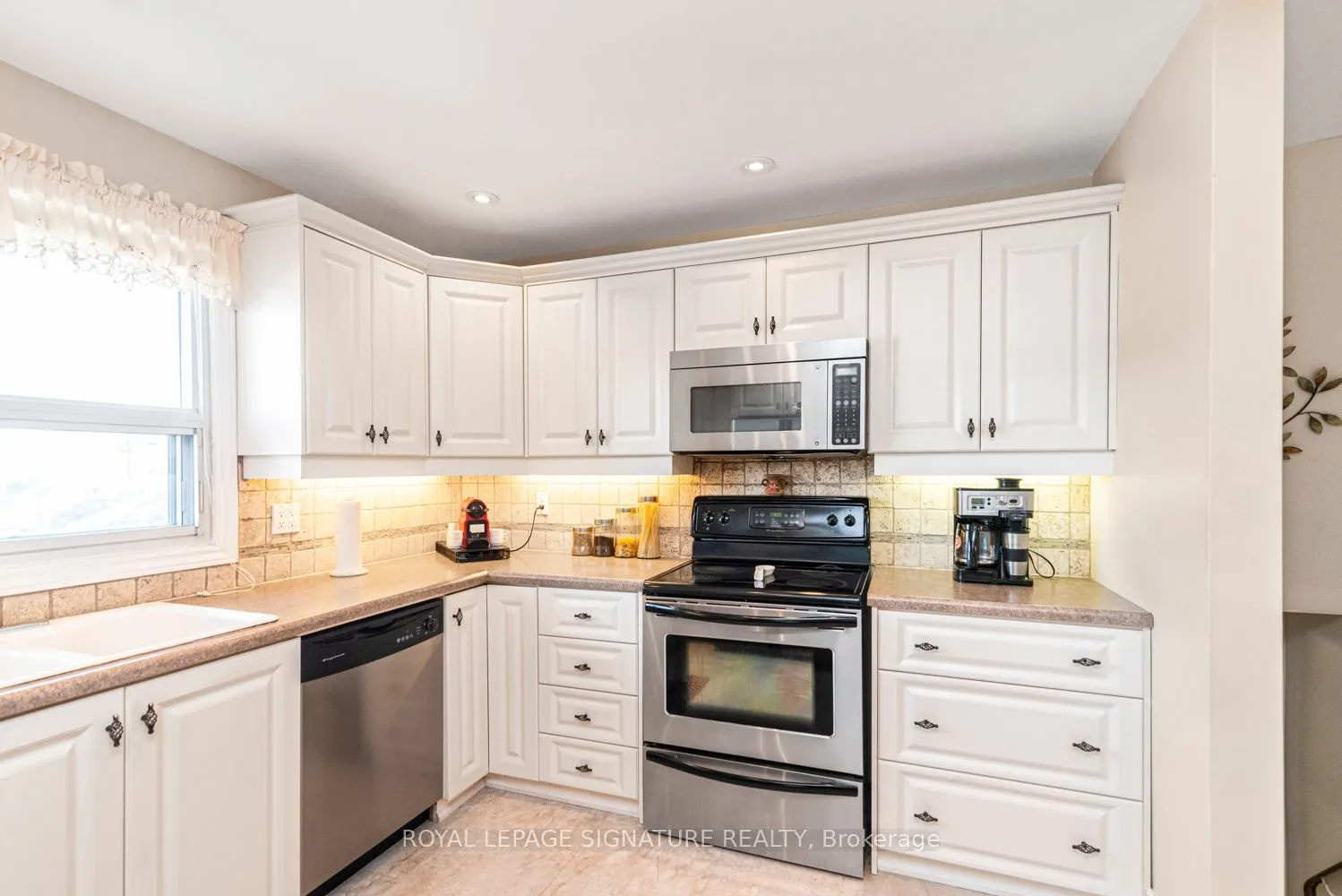 58 Centennial Parkway S
