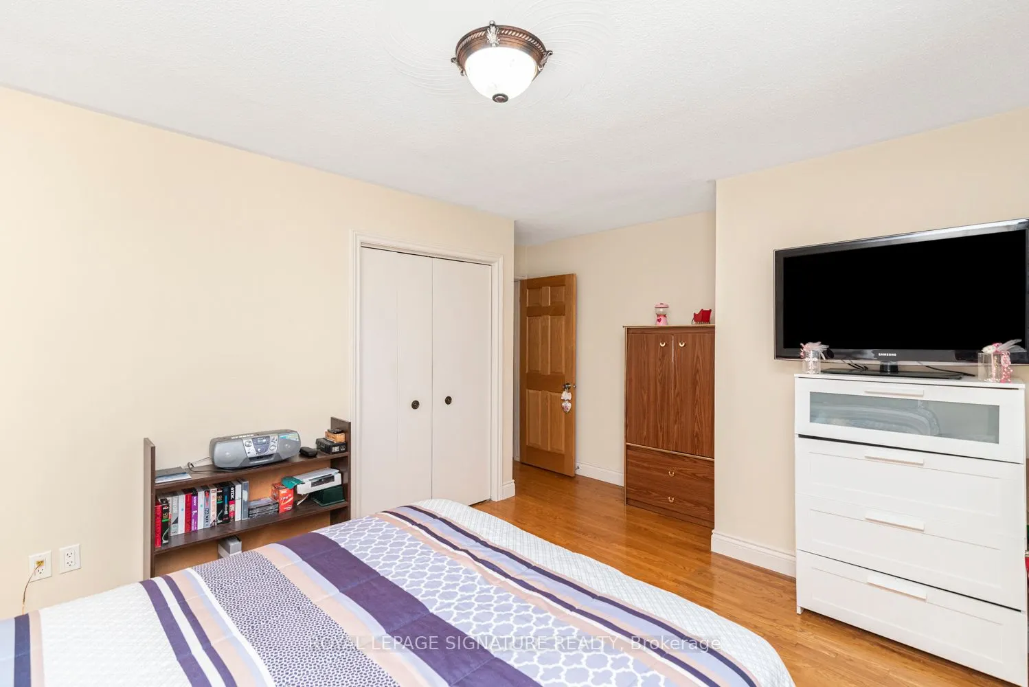58 Centennial Parkway S
