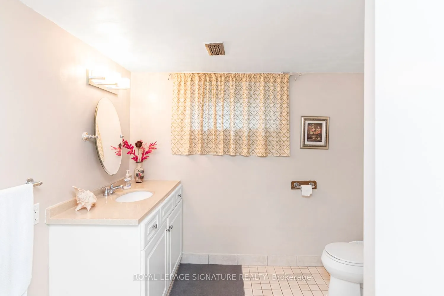 58 Centennial Parkway S