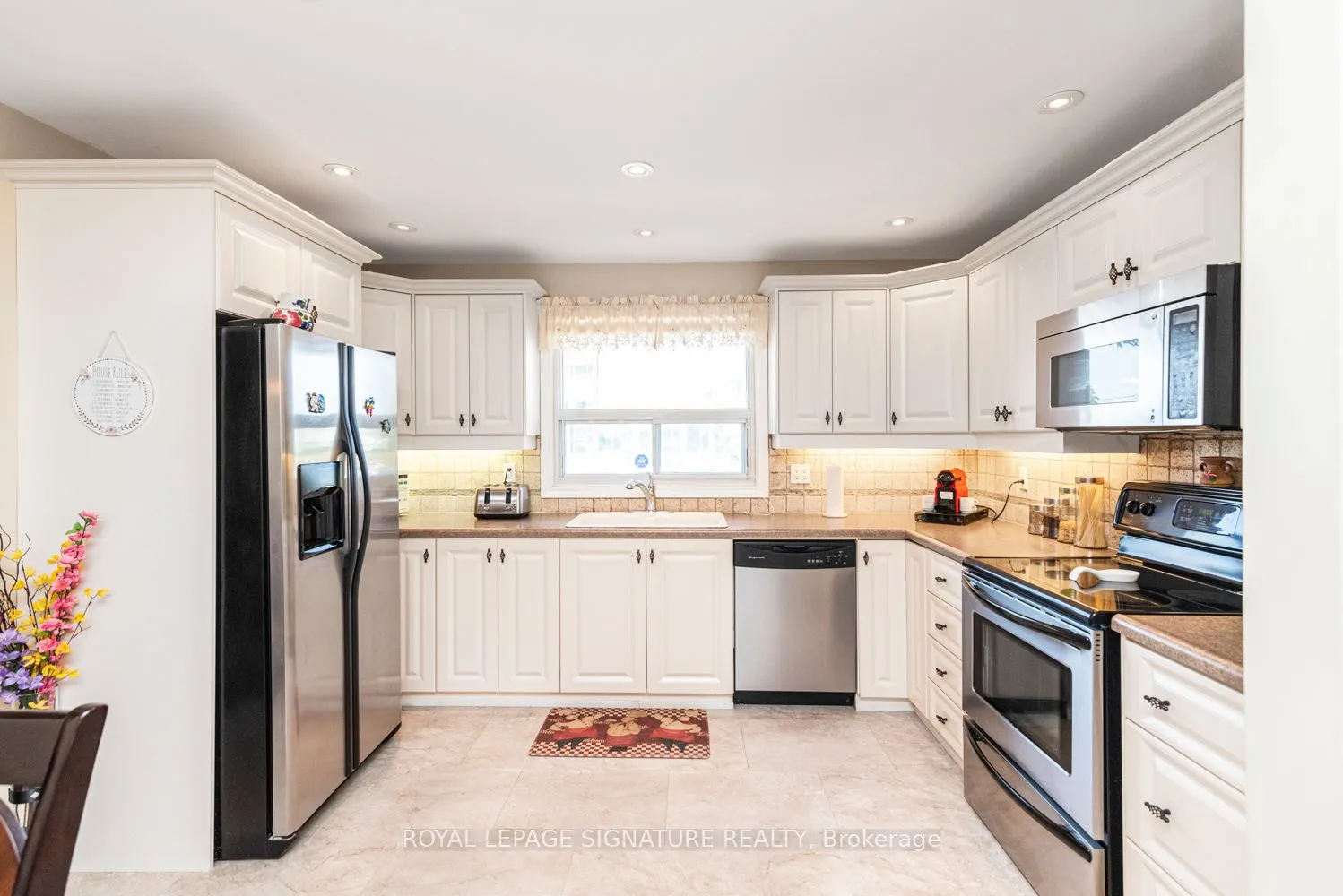 58 Centennial Parkway S