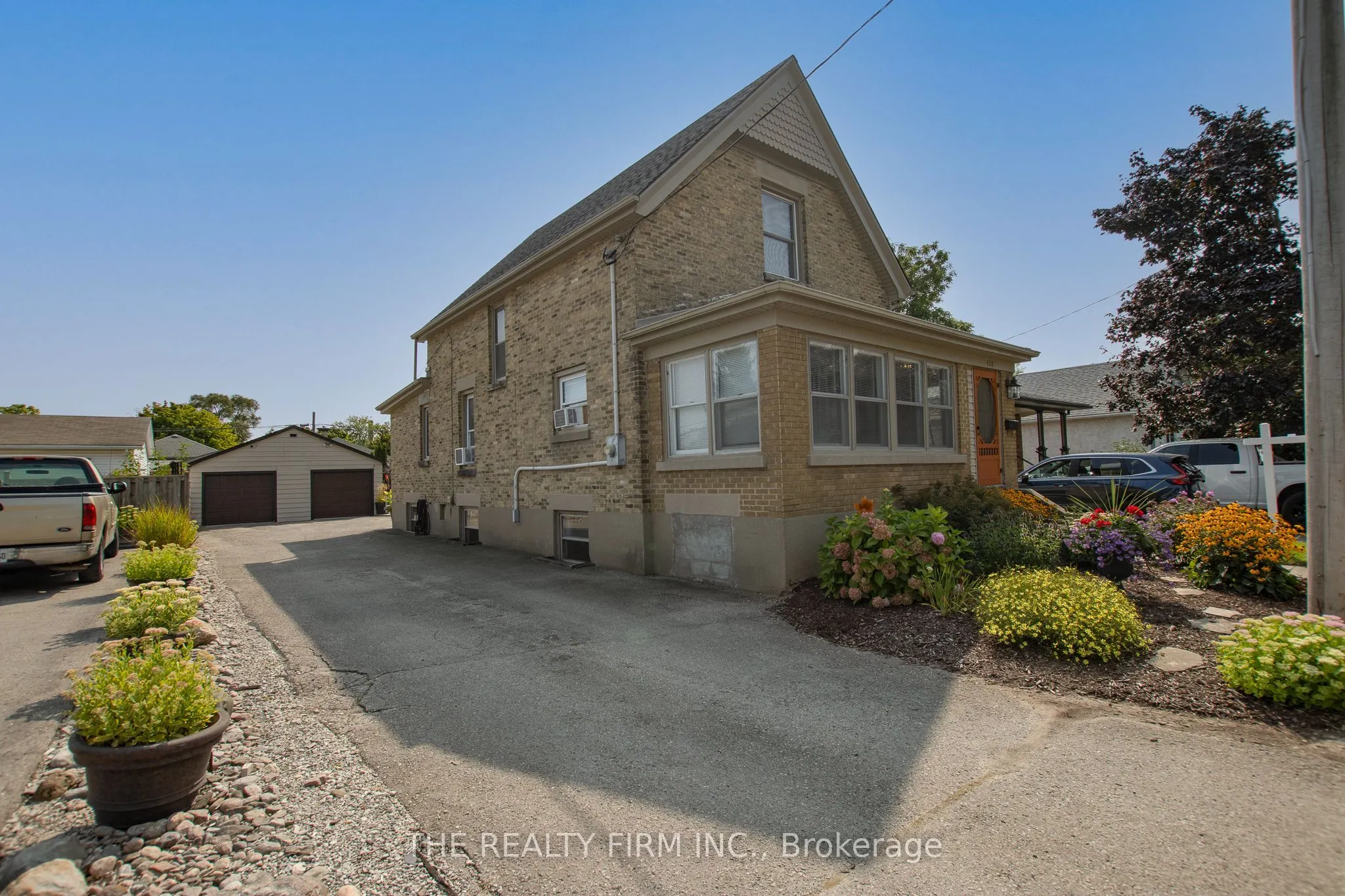 428 Saul Street
