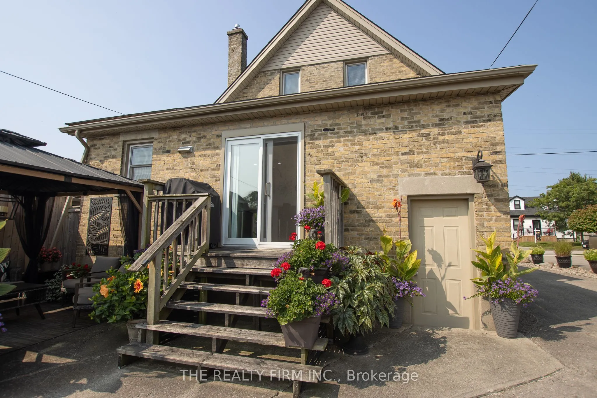 428 Saul Street