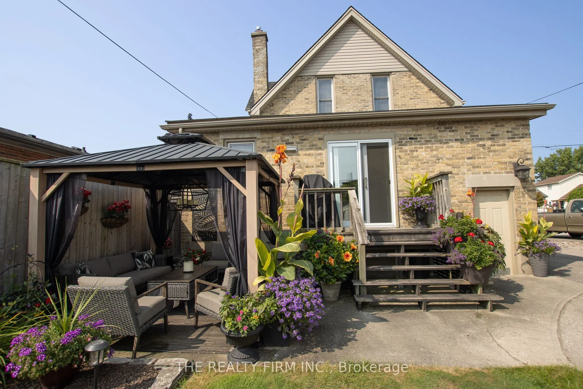 428 Saul Street