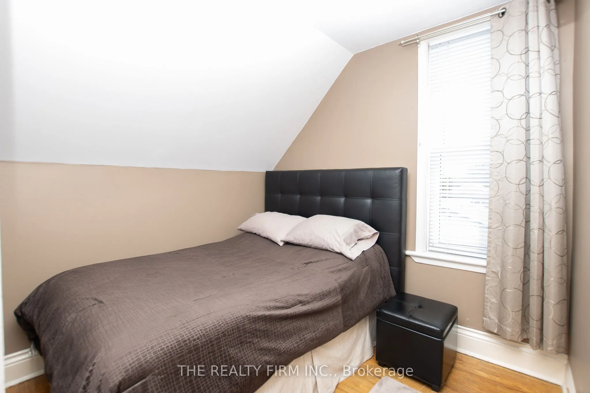 428 Saul Street