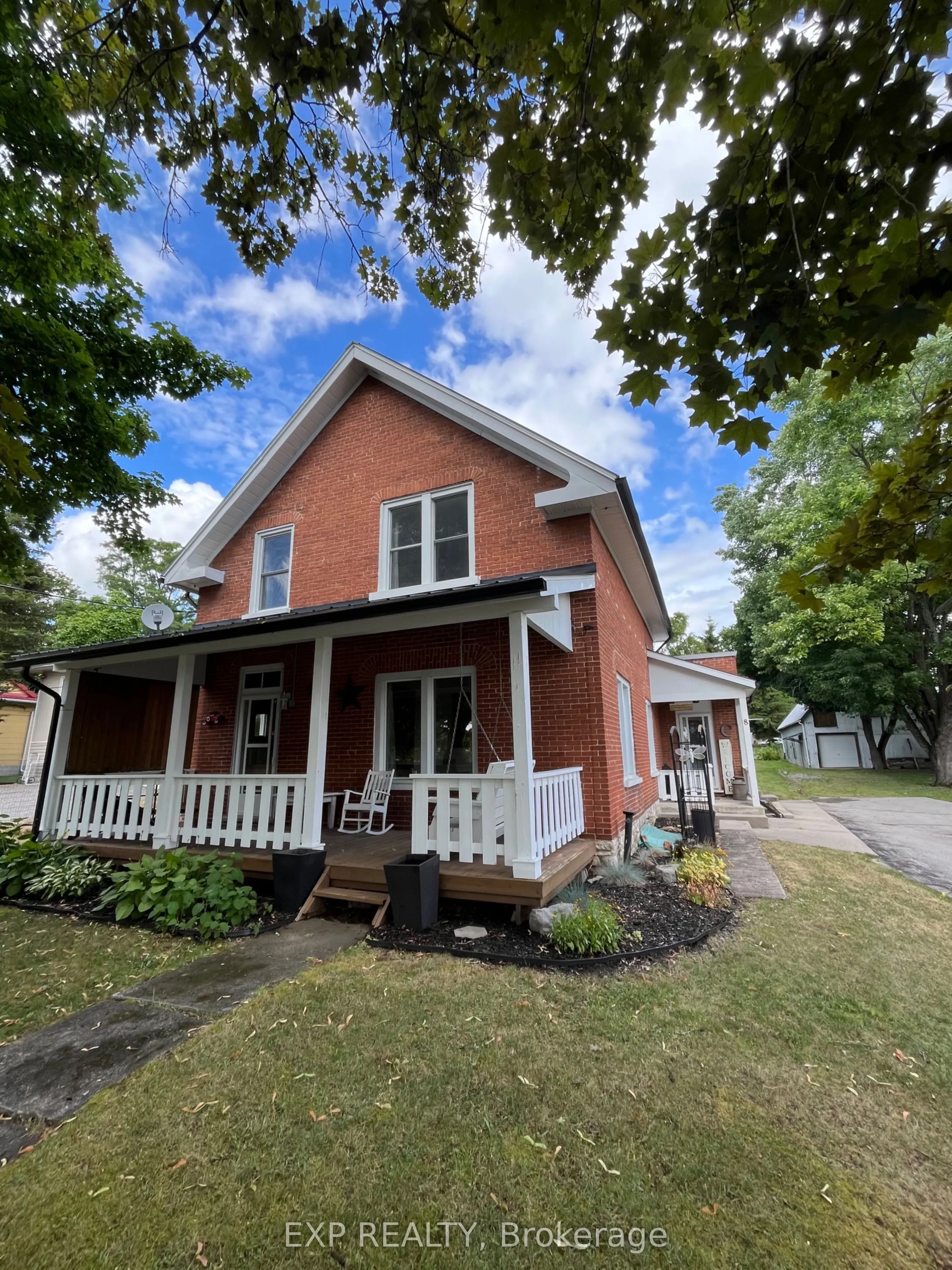 8 McGill Street