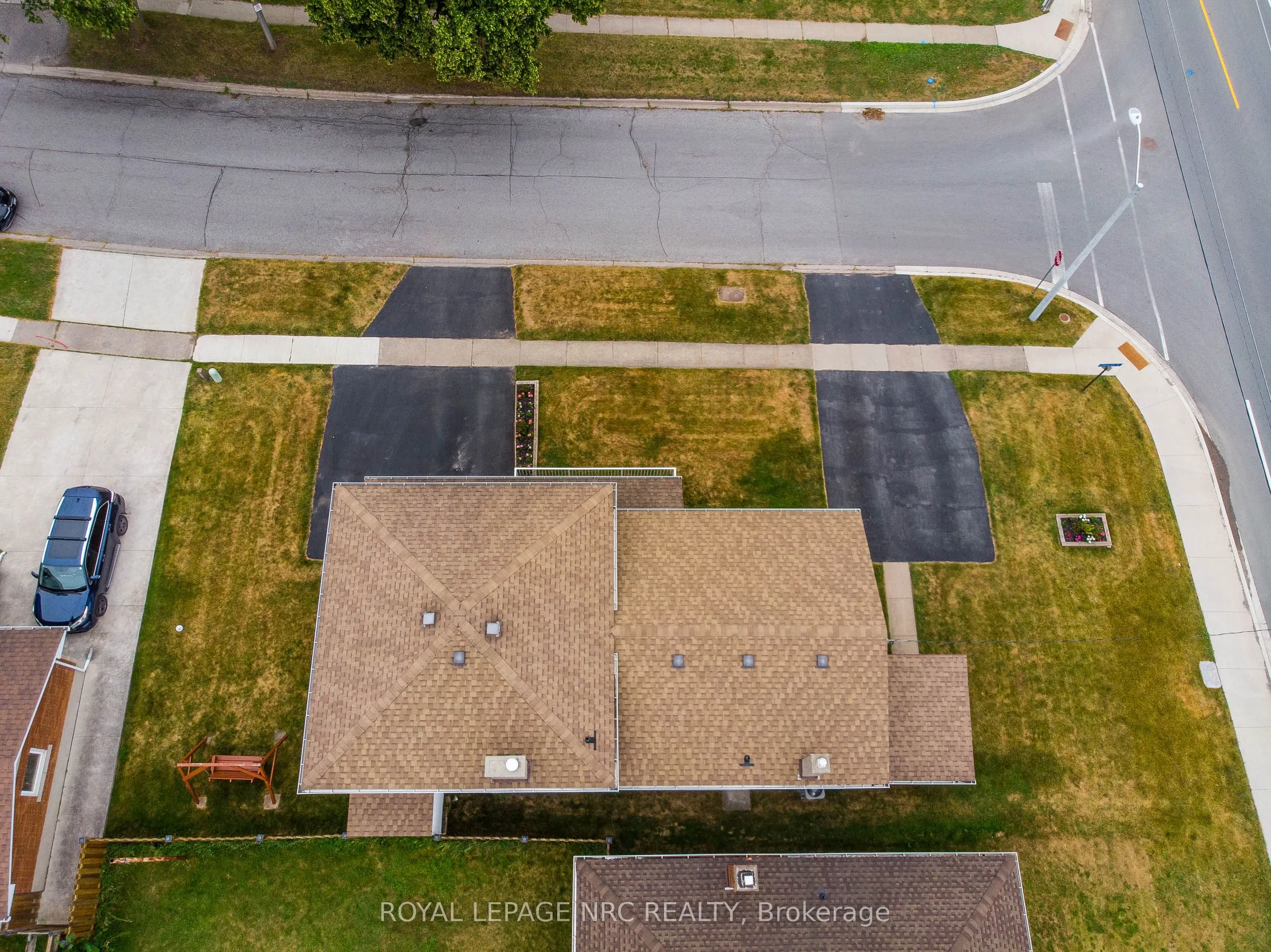 6246 Glengate Street