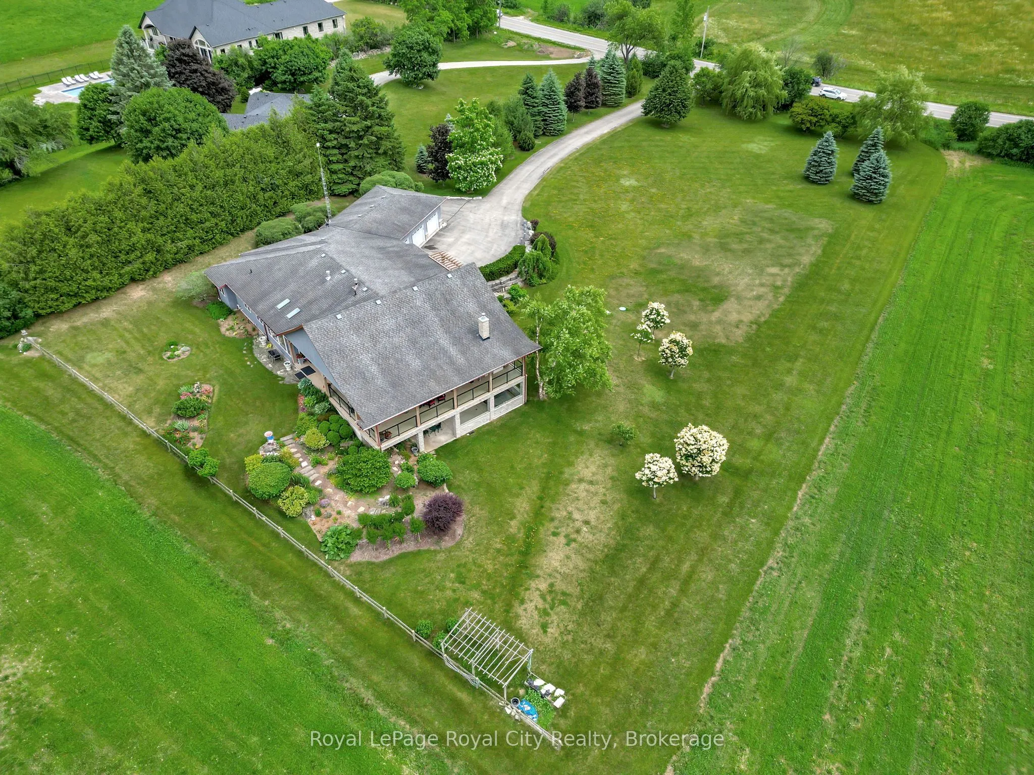 7122 Gore Road
