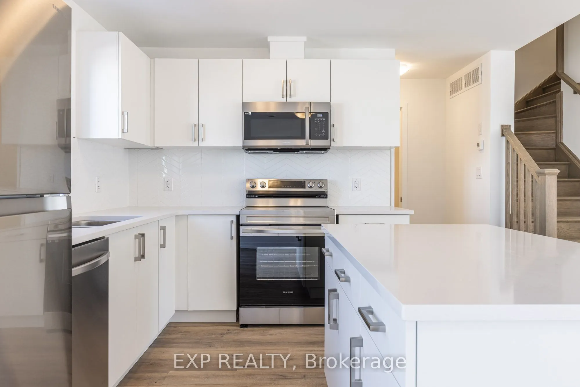 4263 Fourth Avenue, #821