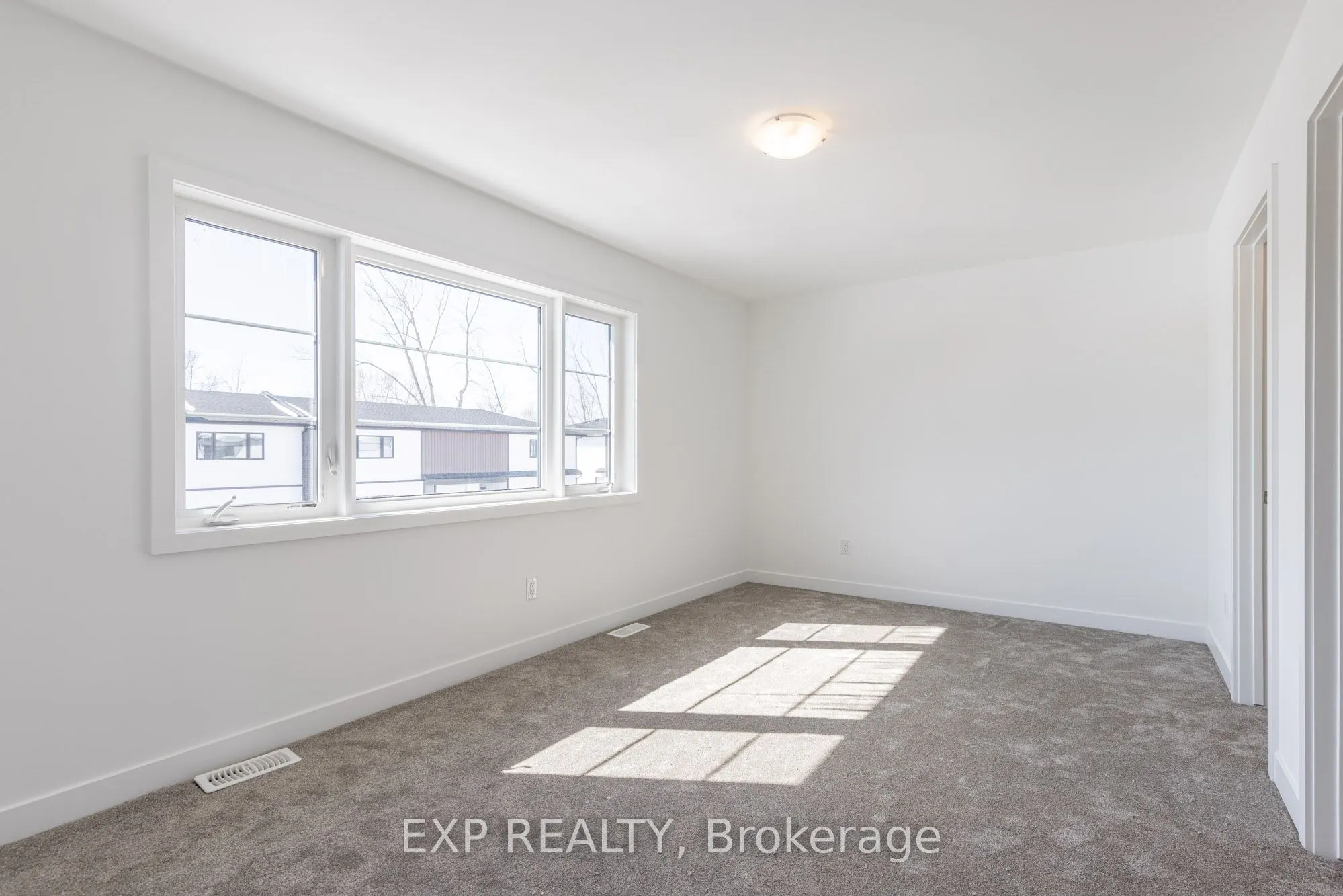 4263 Fourth Avenue, #821