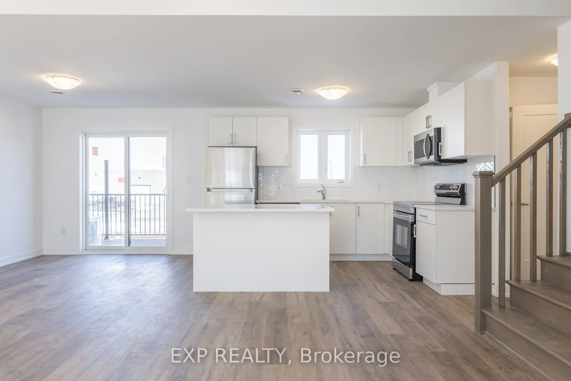 4263 Fourth Avenue, #821
