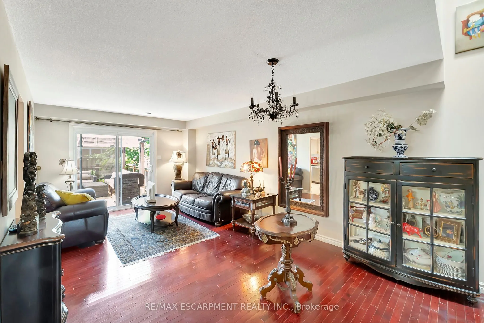 20 Meadowlands Boulevard, #14
