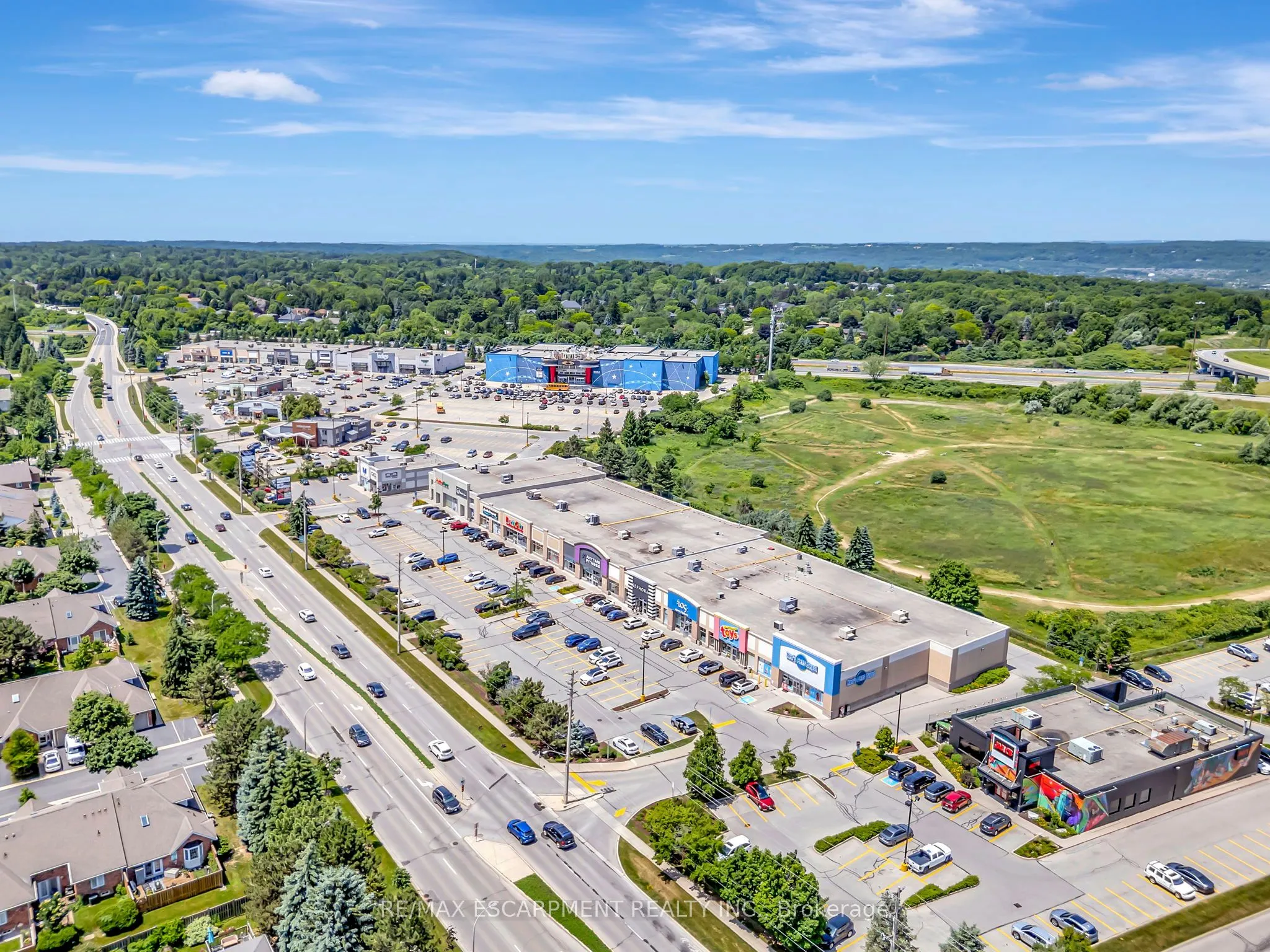 20 Meadowlands Boulevard, #14