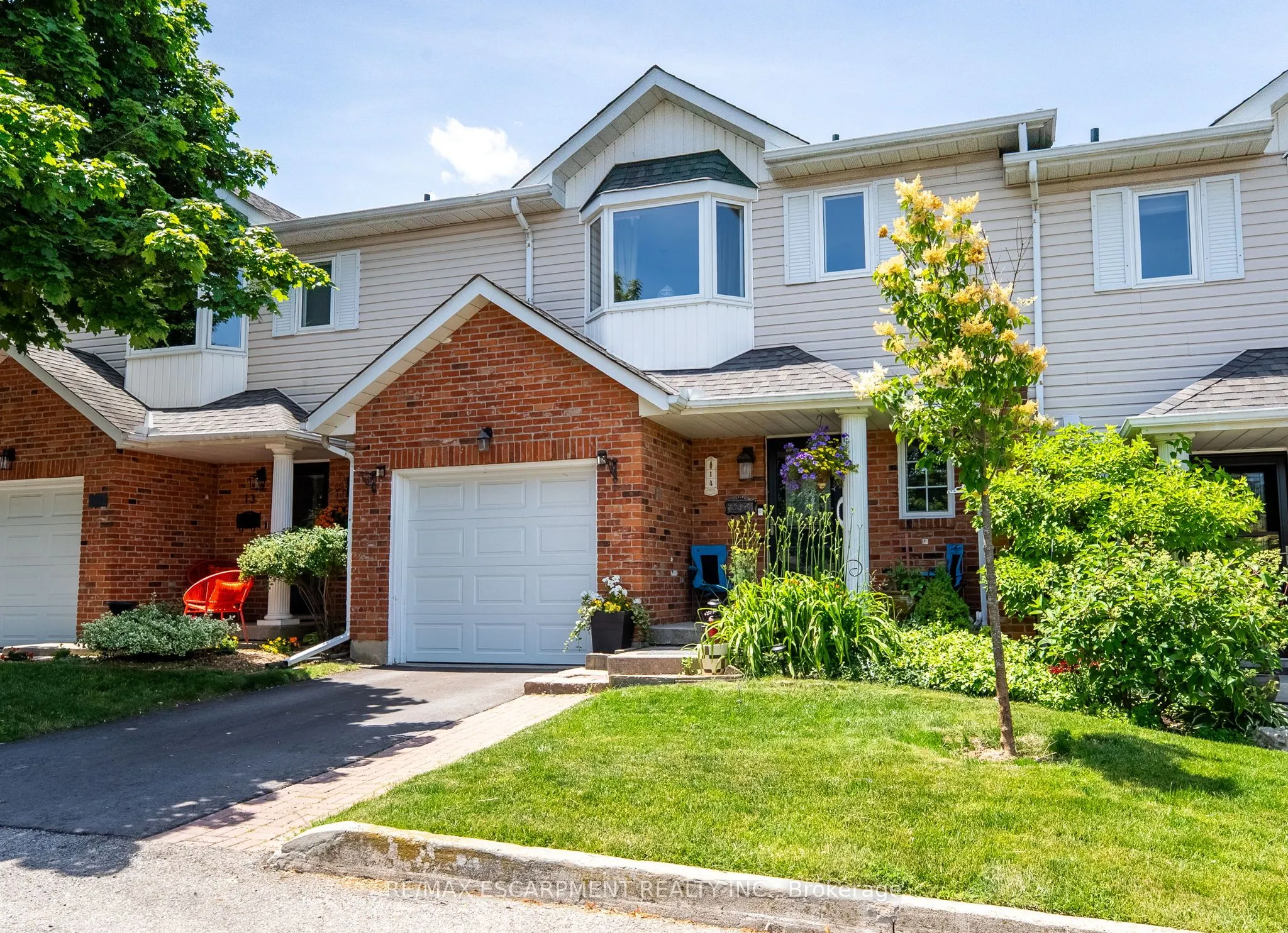 20 Meadowlands Boulevard, #14