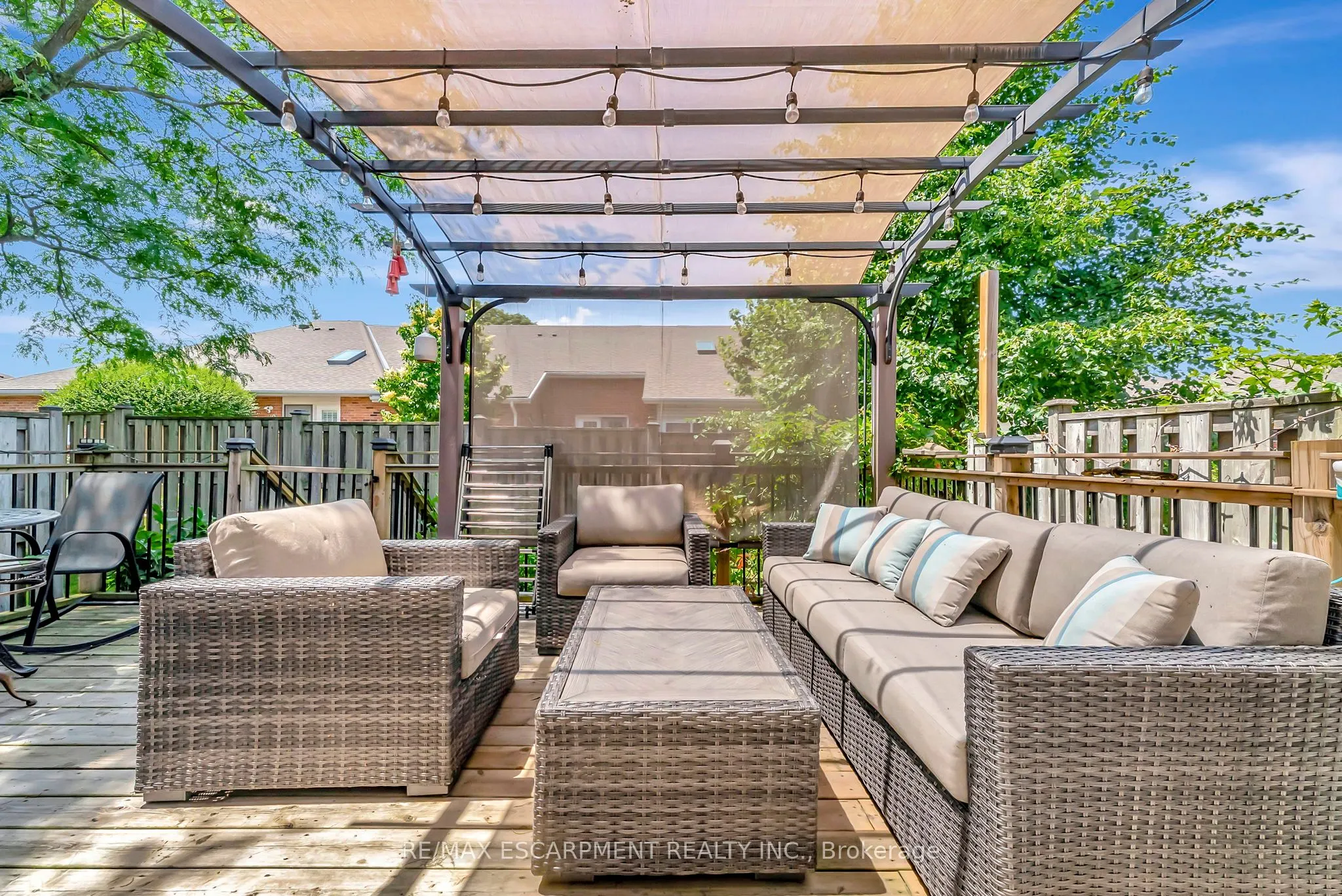 20 Meadowlands Boulevard, #14