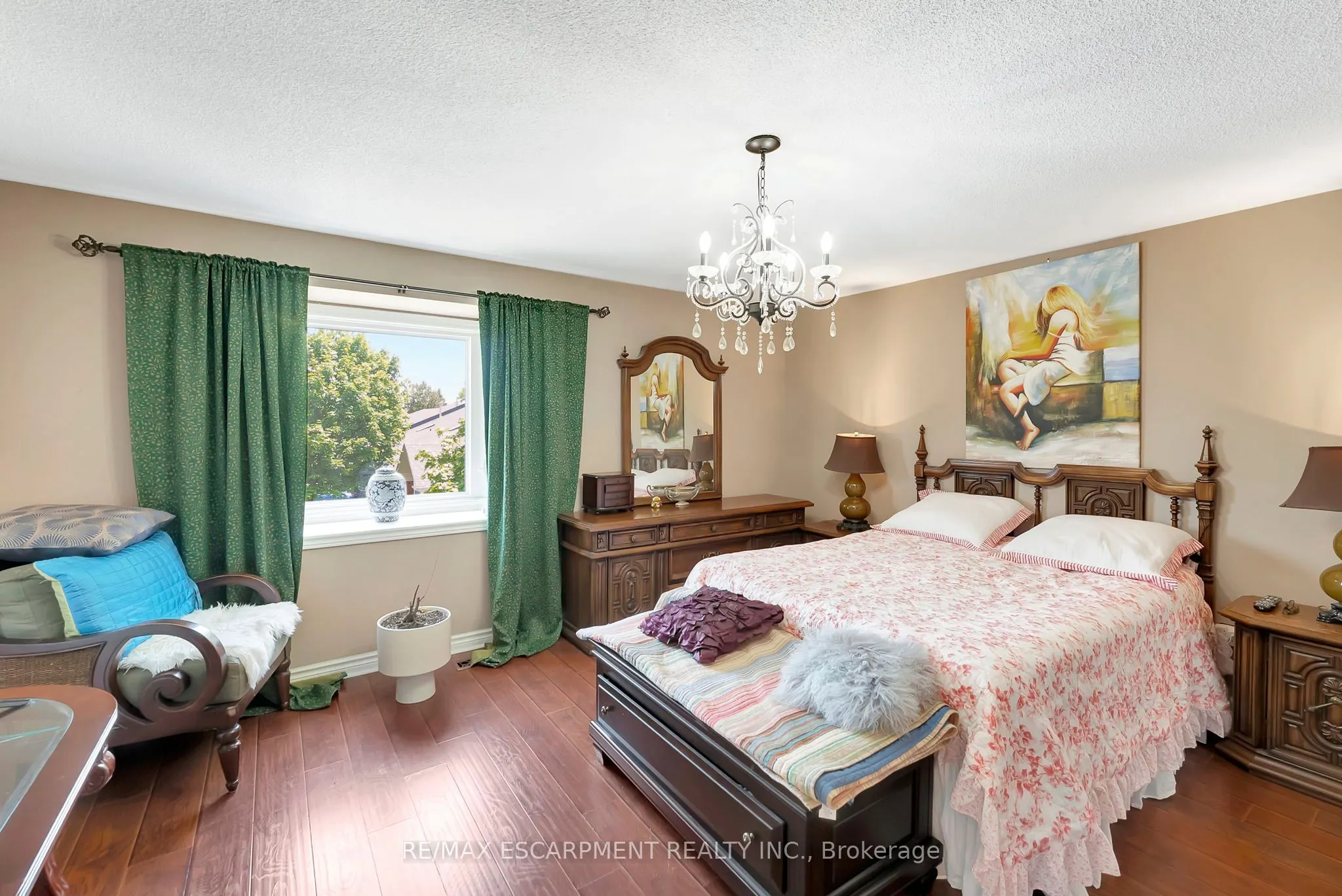 20 Meadowlands Boulevard, #14