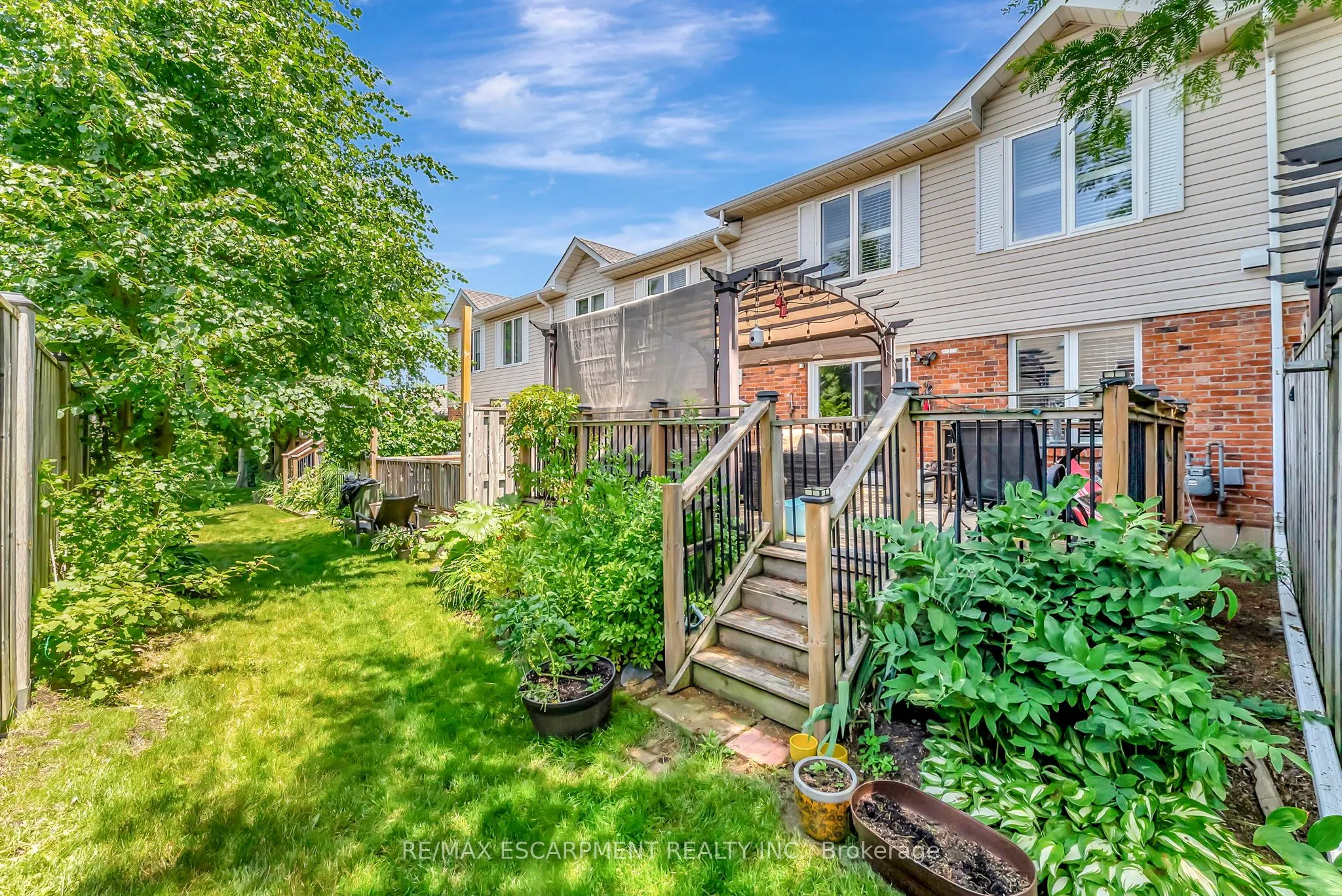 20 Meadowlands Boulevard, #14