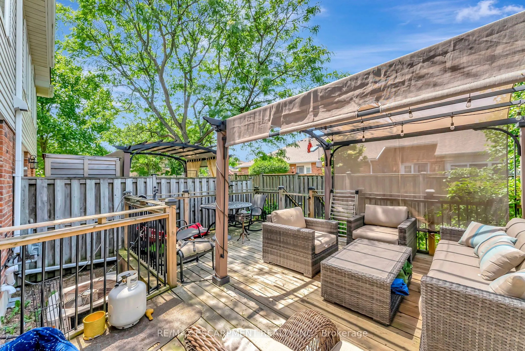 20 Meadowlands Boulevard, #14