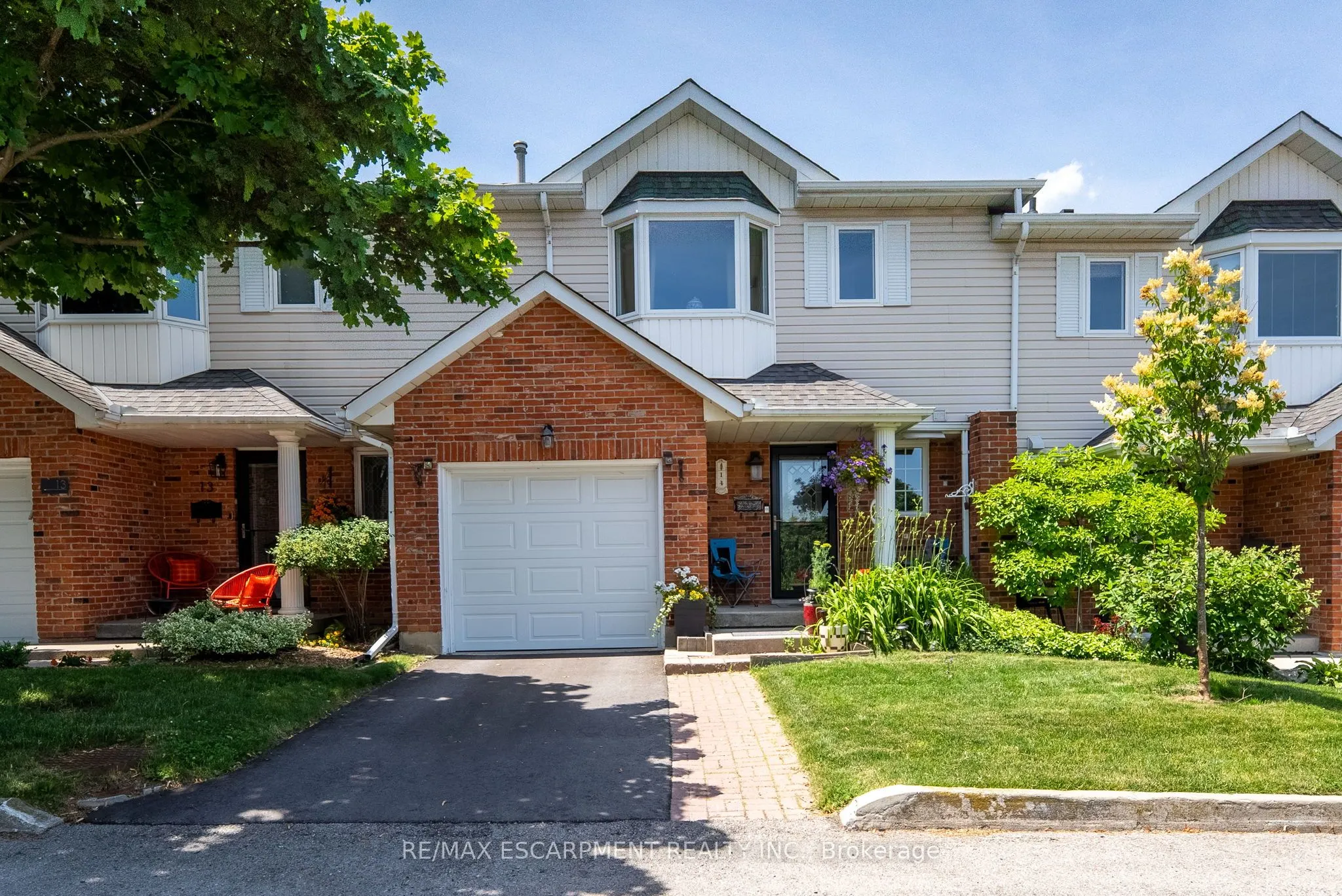 20 Meadowlands Boulevard, #14