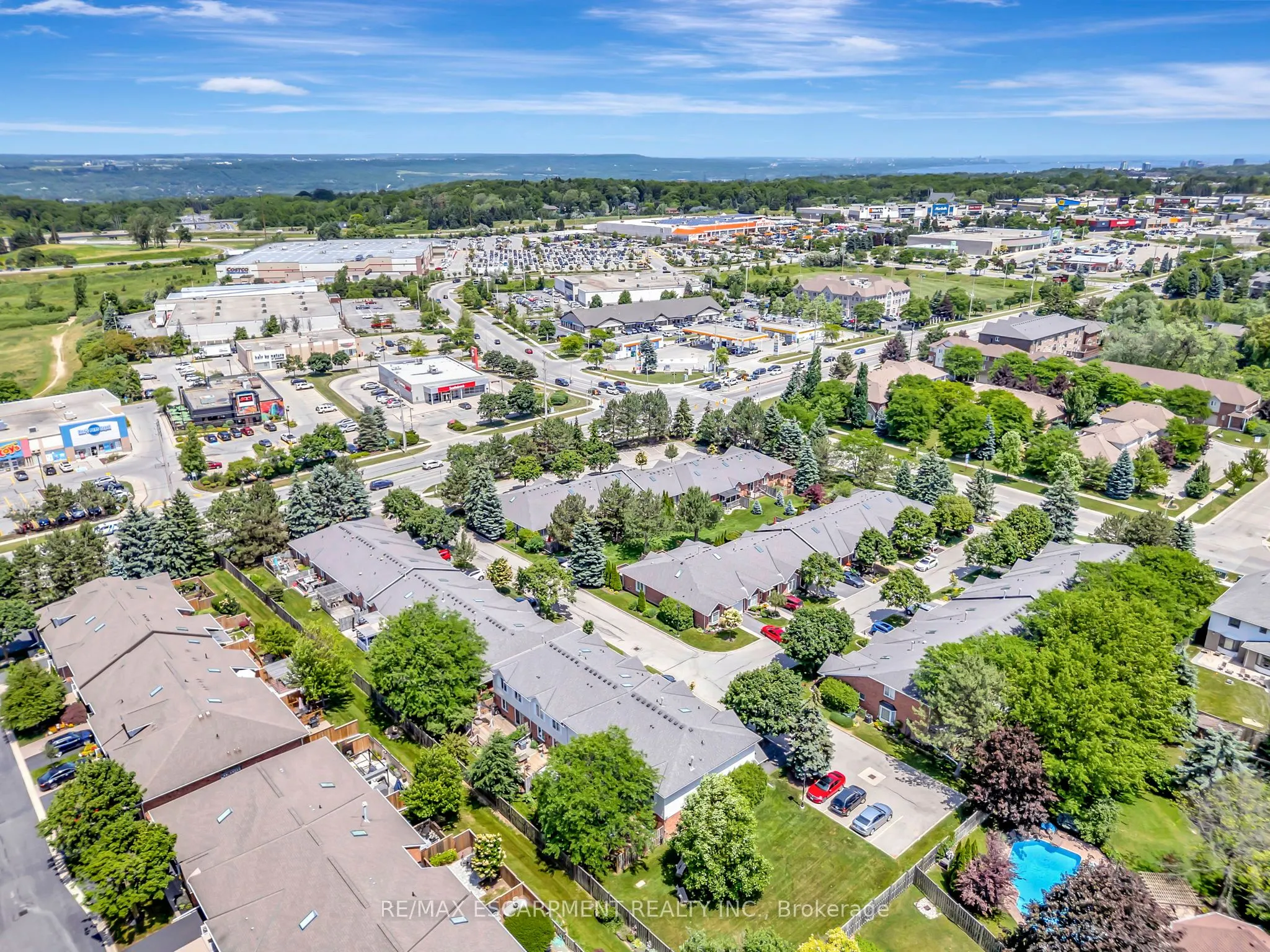 20 Meadowlands Boulevard, #14