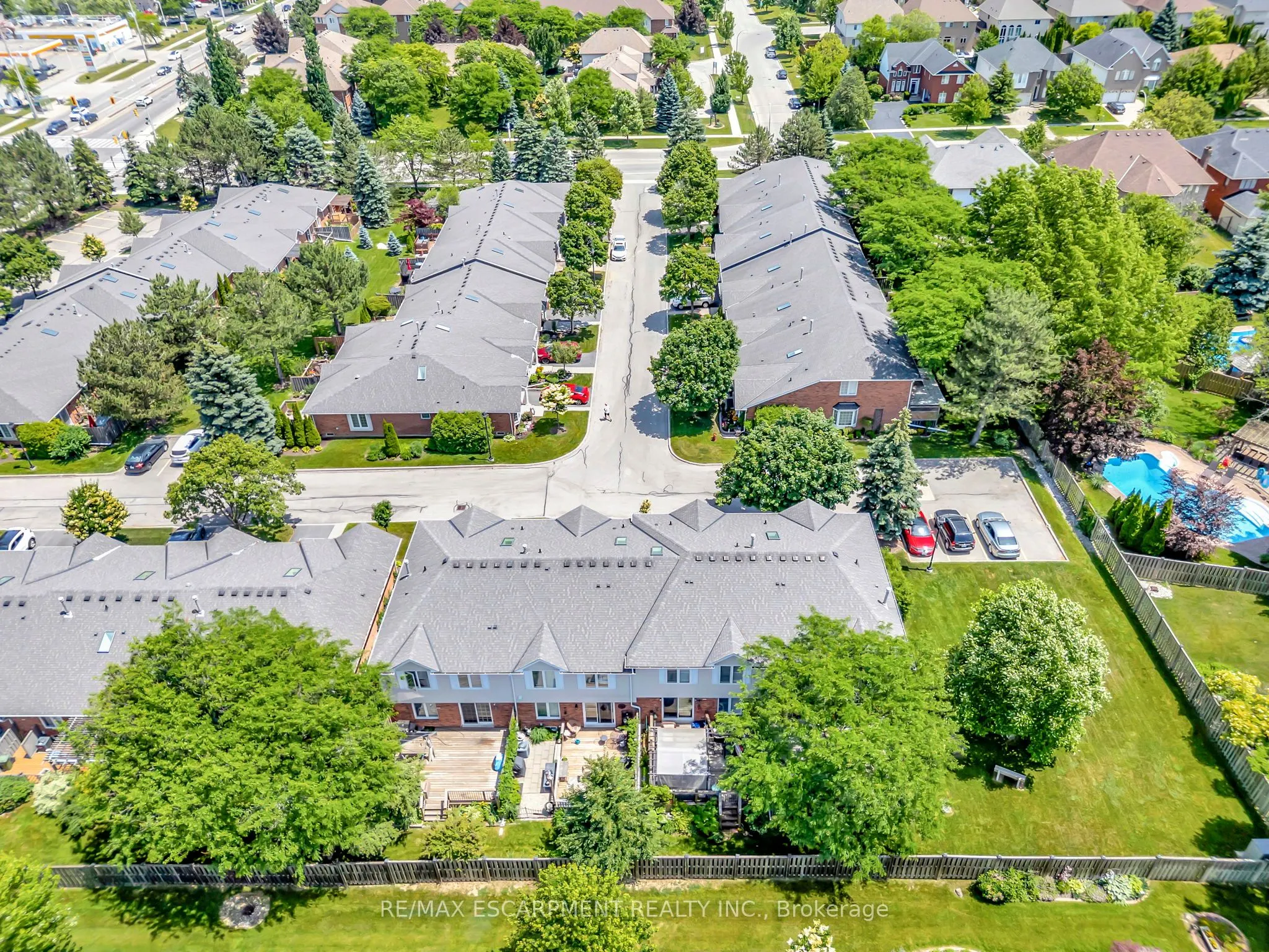 20 Meadowlands Boulevard, #14