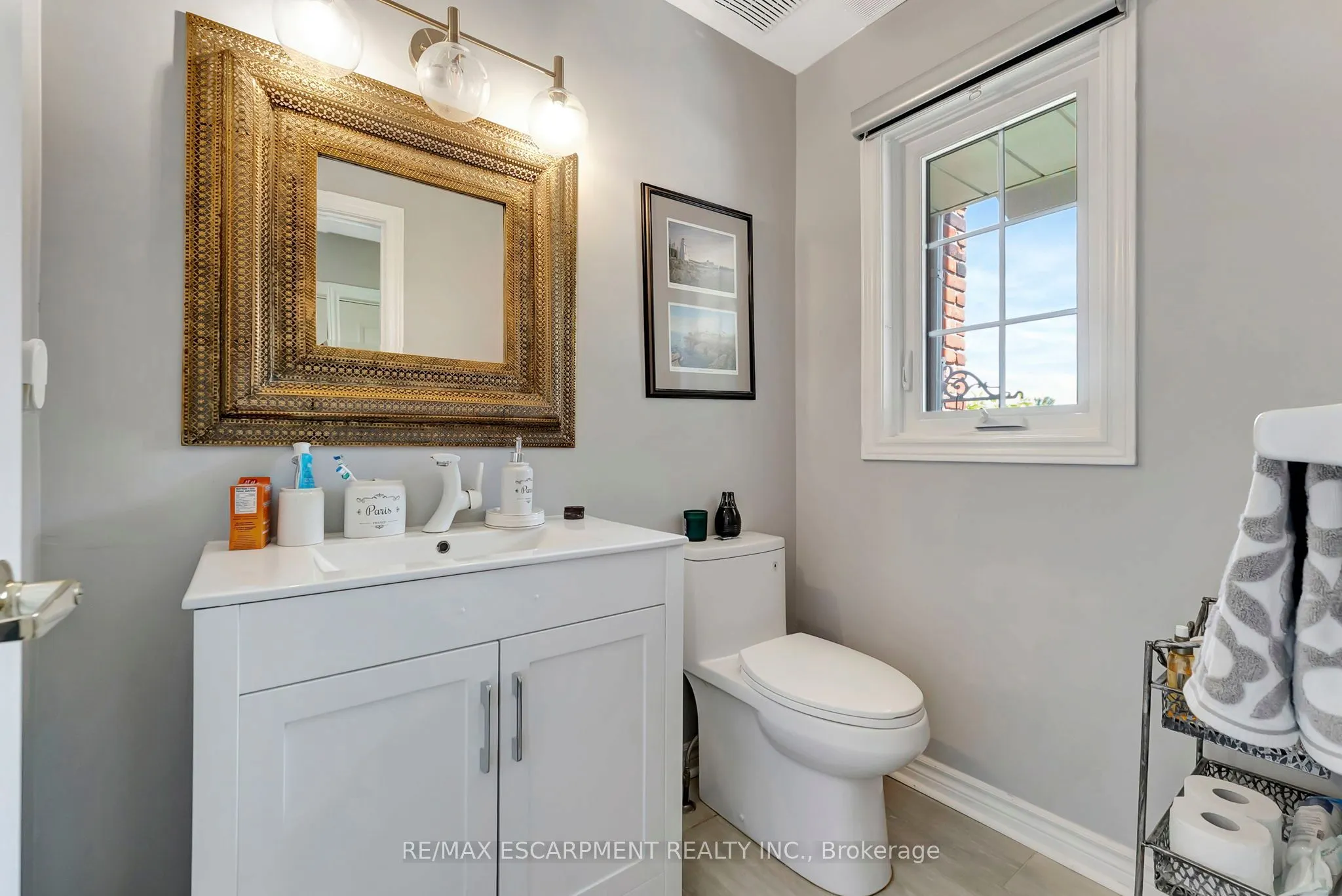20 Meadowlands Boulevard, #14
