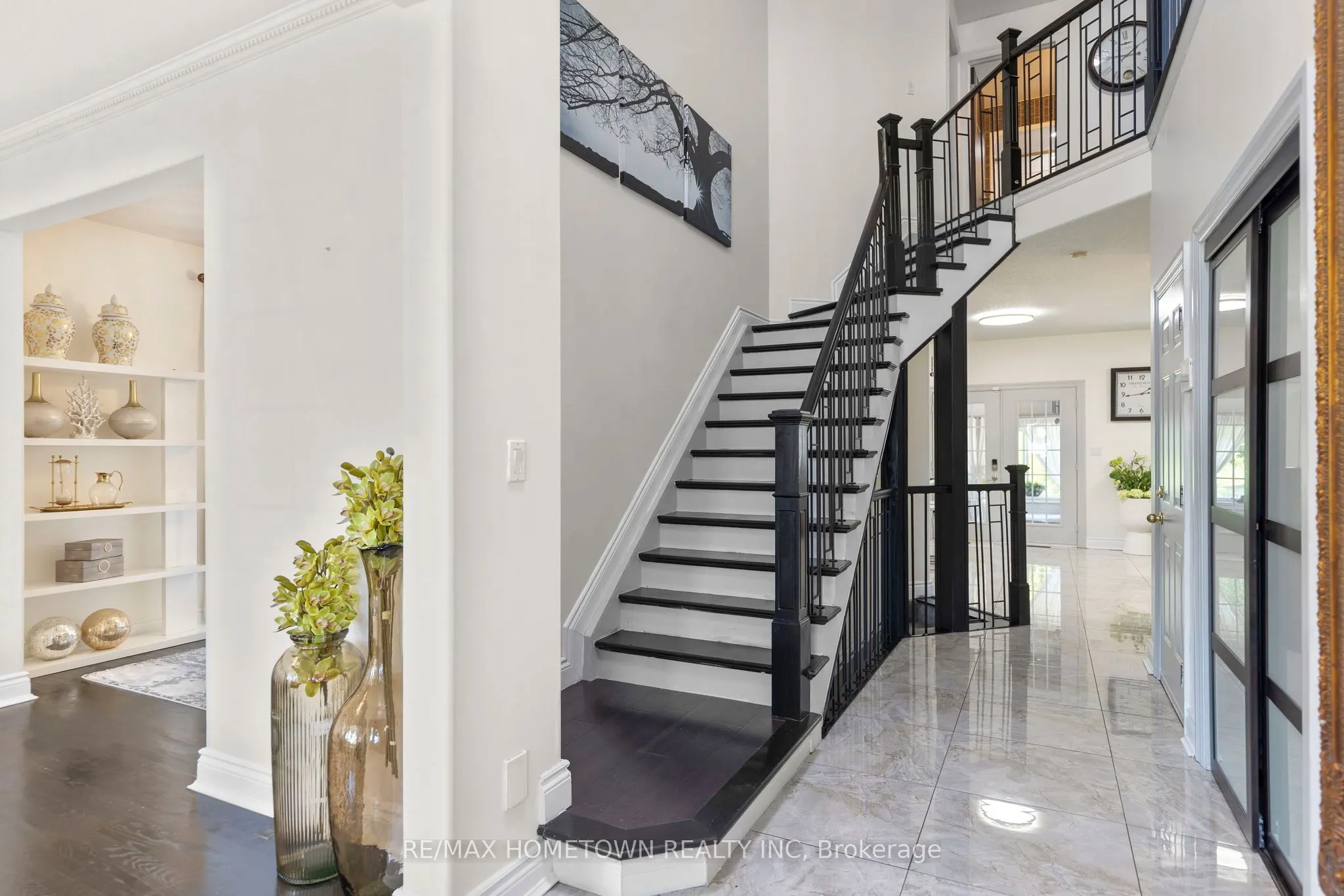 1020 Crestwood Drive