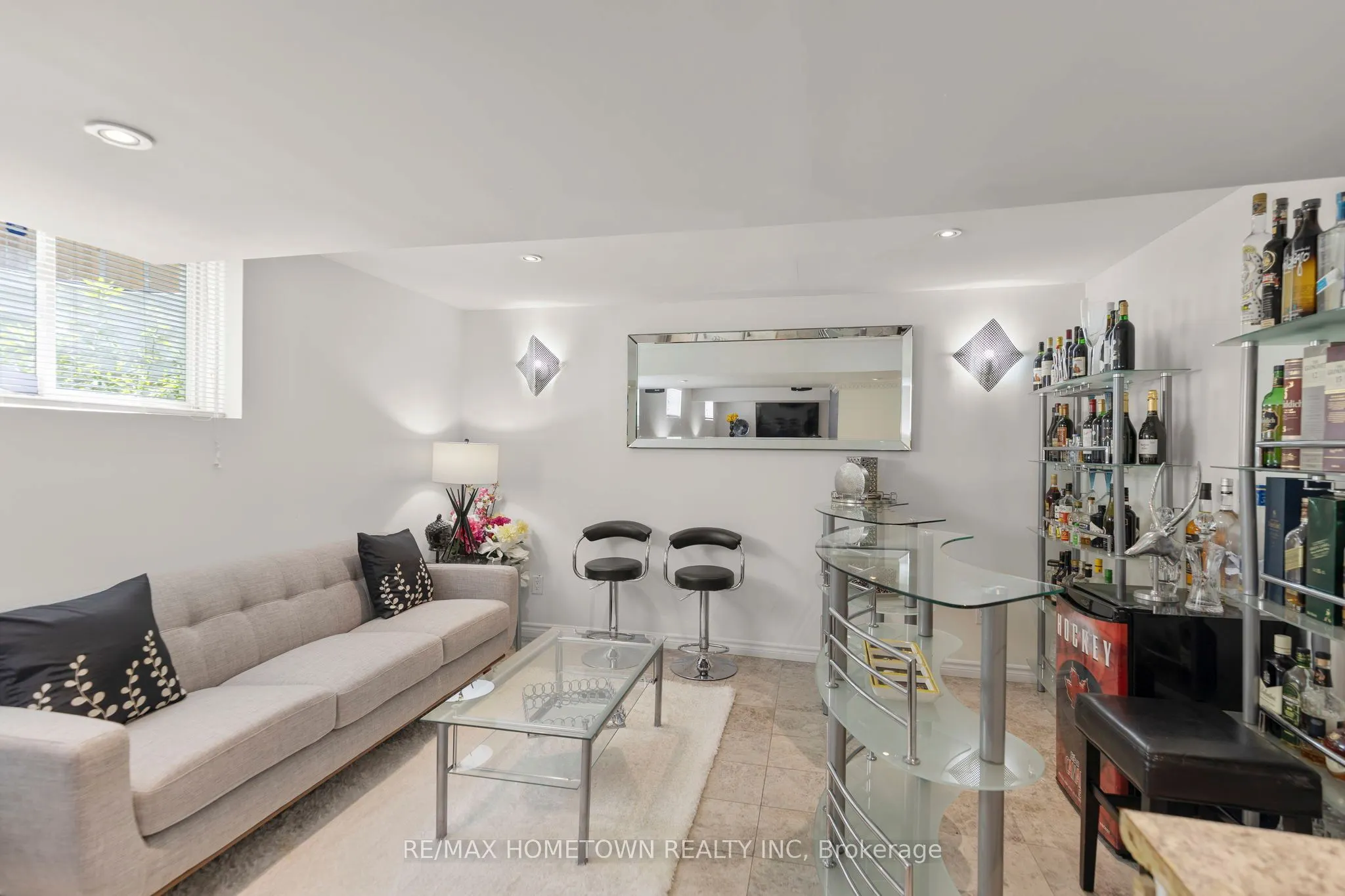 1020 Crestwood Drive