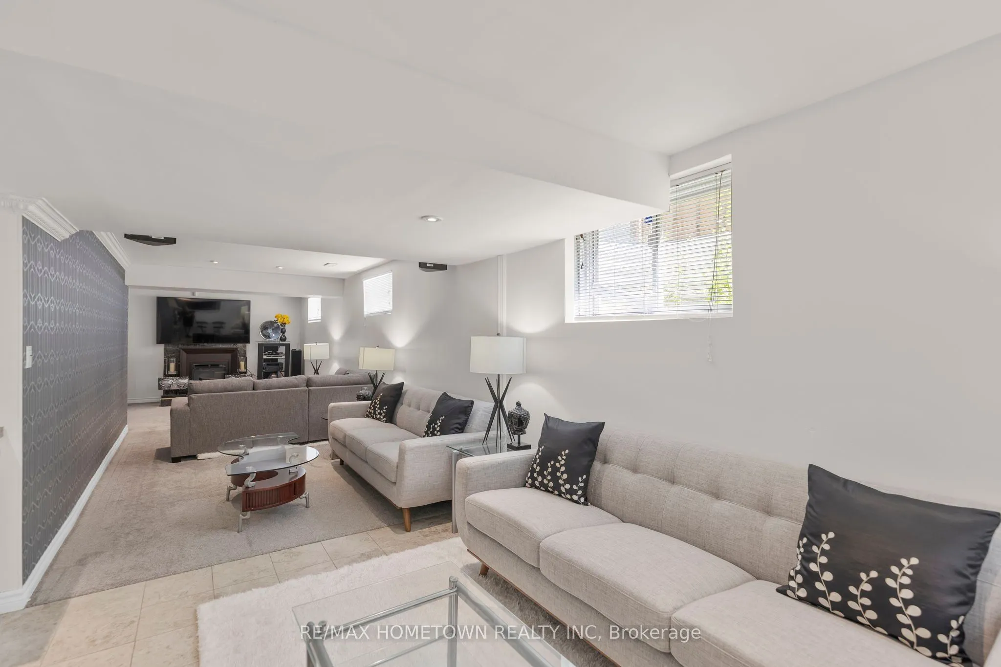 1020 Crestwood Drive