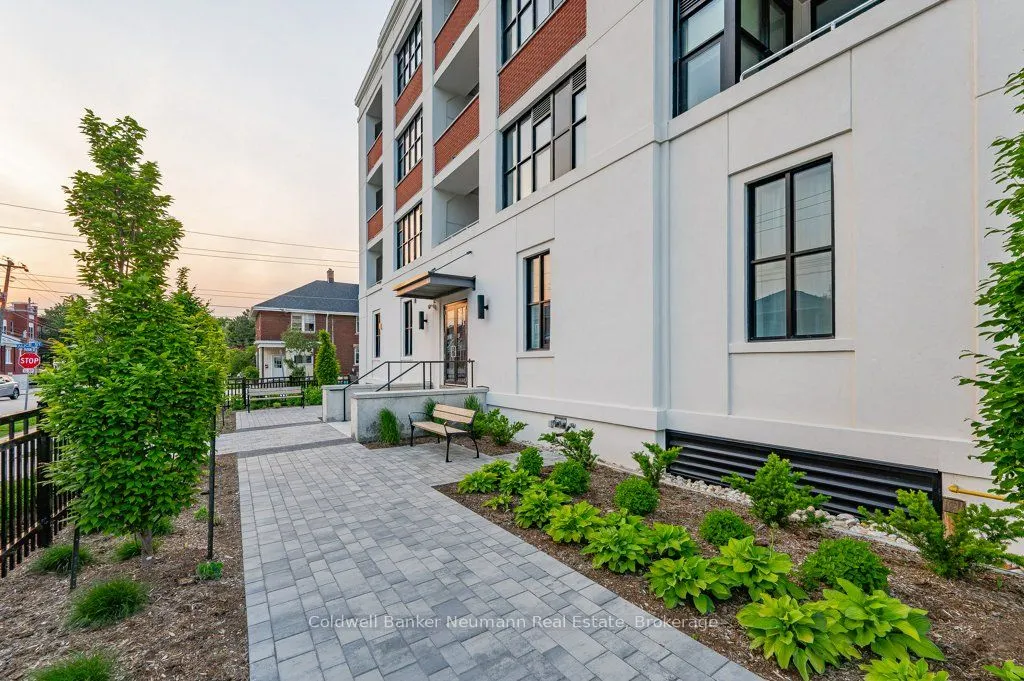 120 Huron Street, #504