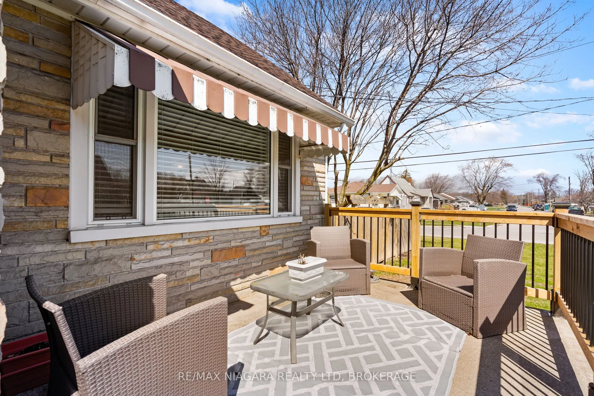 201 Knoll Street