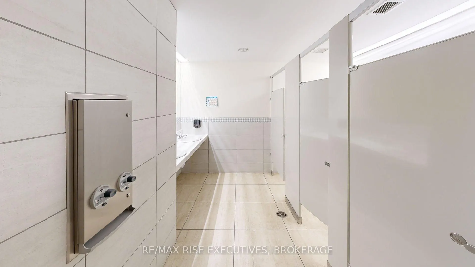 49 Place D' Armes, #503