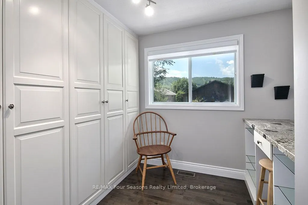 104 LAURIE'S Court