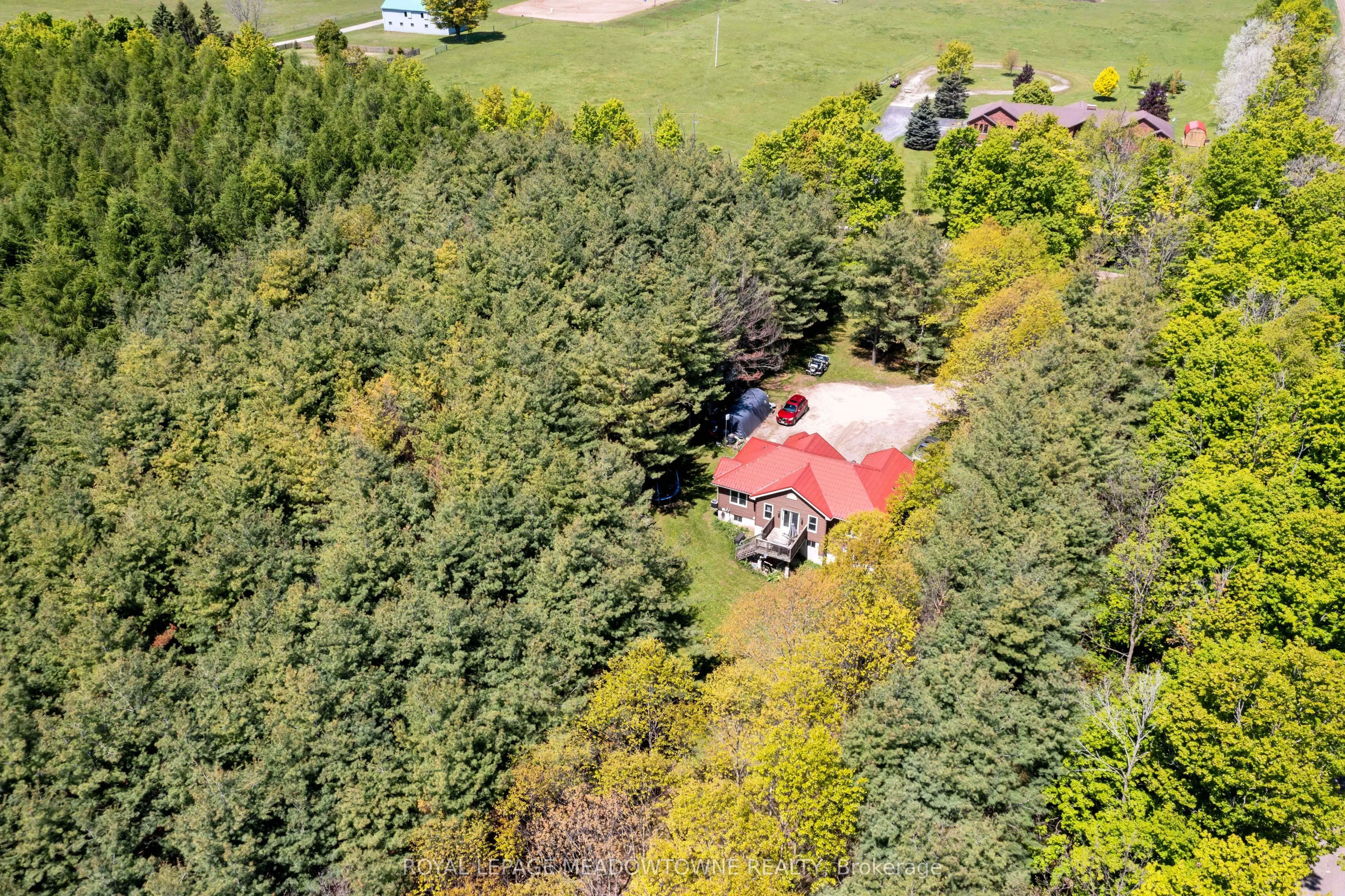 9341 Sideroad 9
