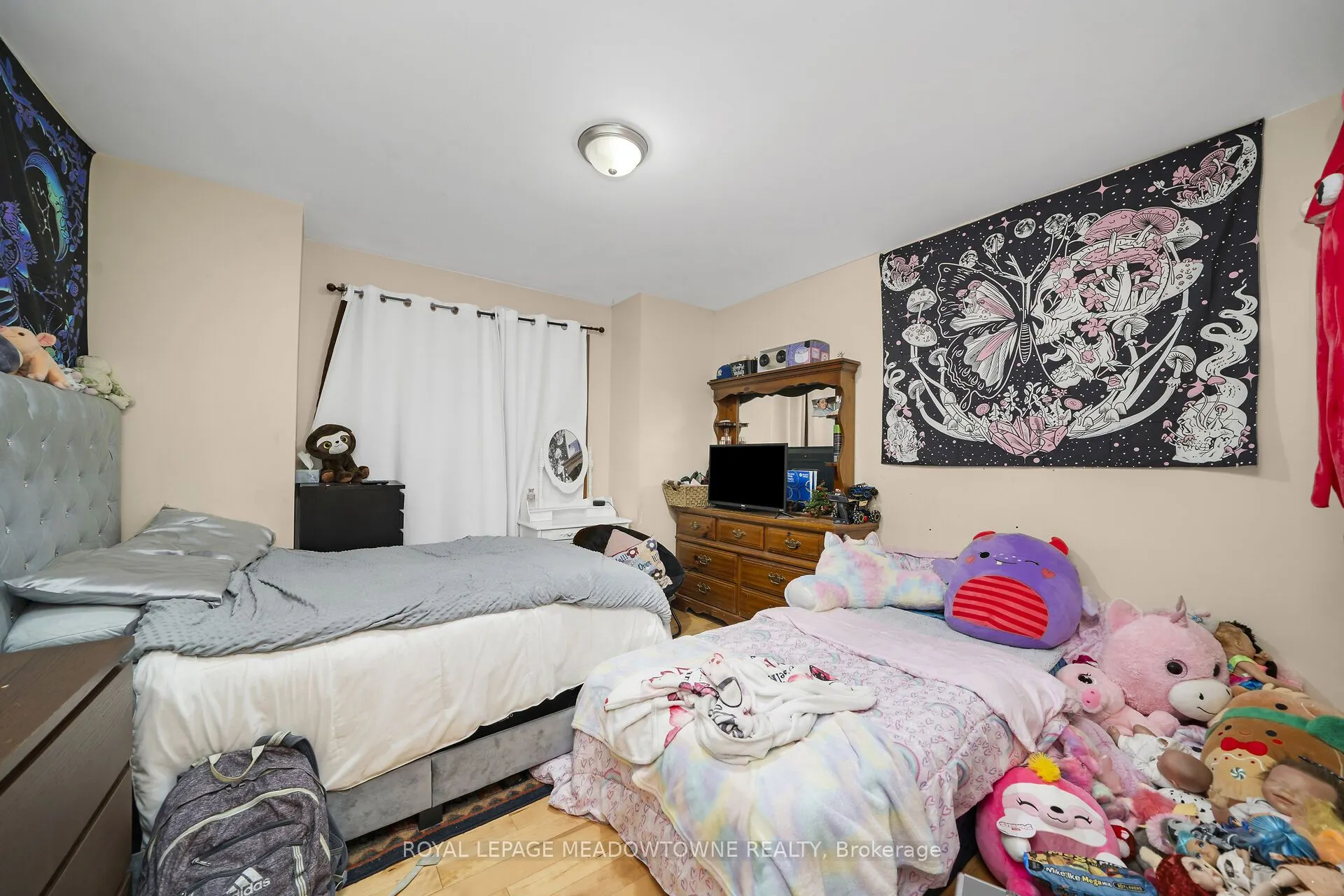 9341 Sideroad 9