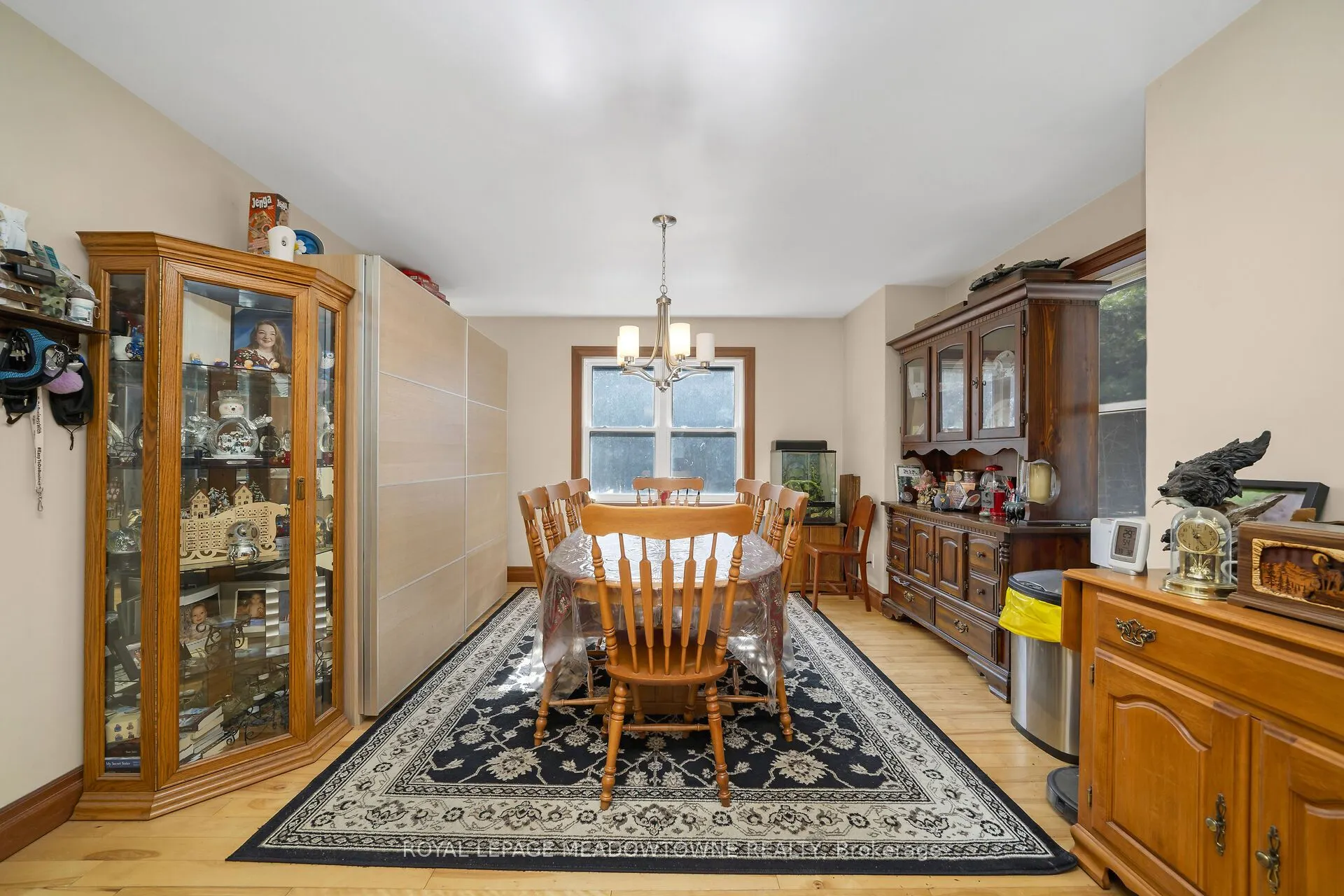 9341 Sideroad 9