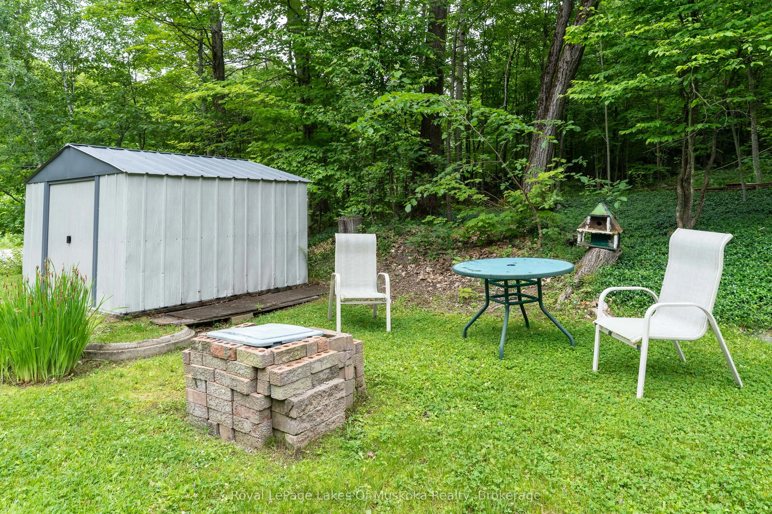 2709 Muskoka District 118 Road W