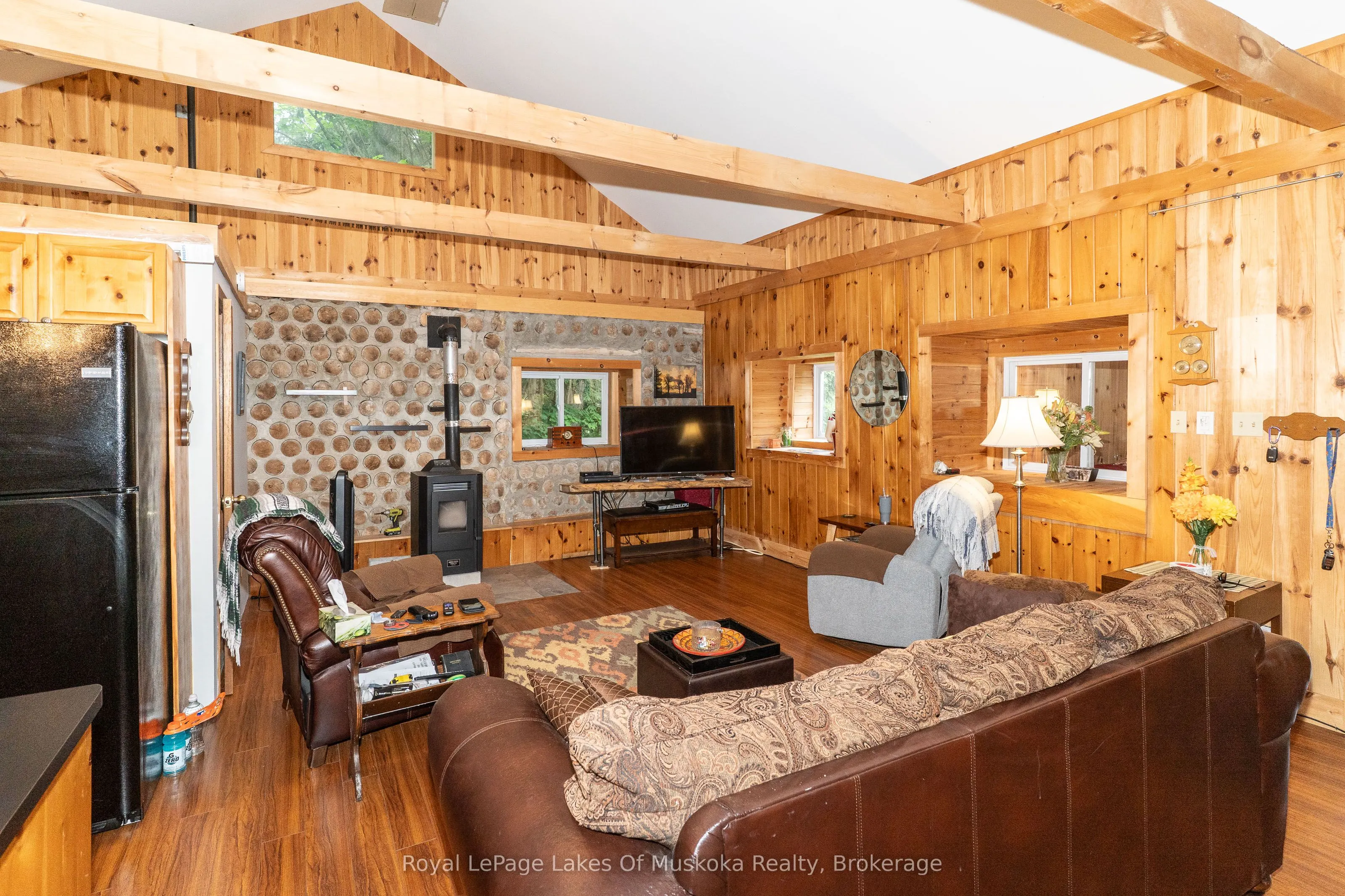 2709 Muskoka District 118 Road W