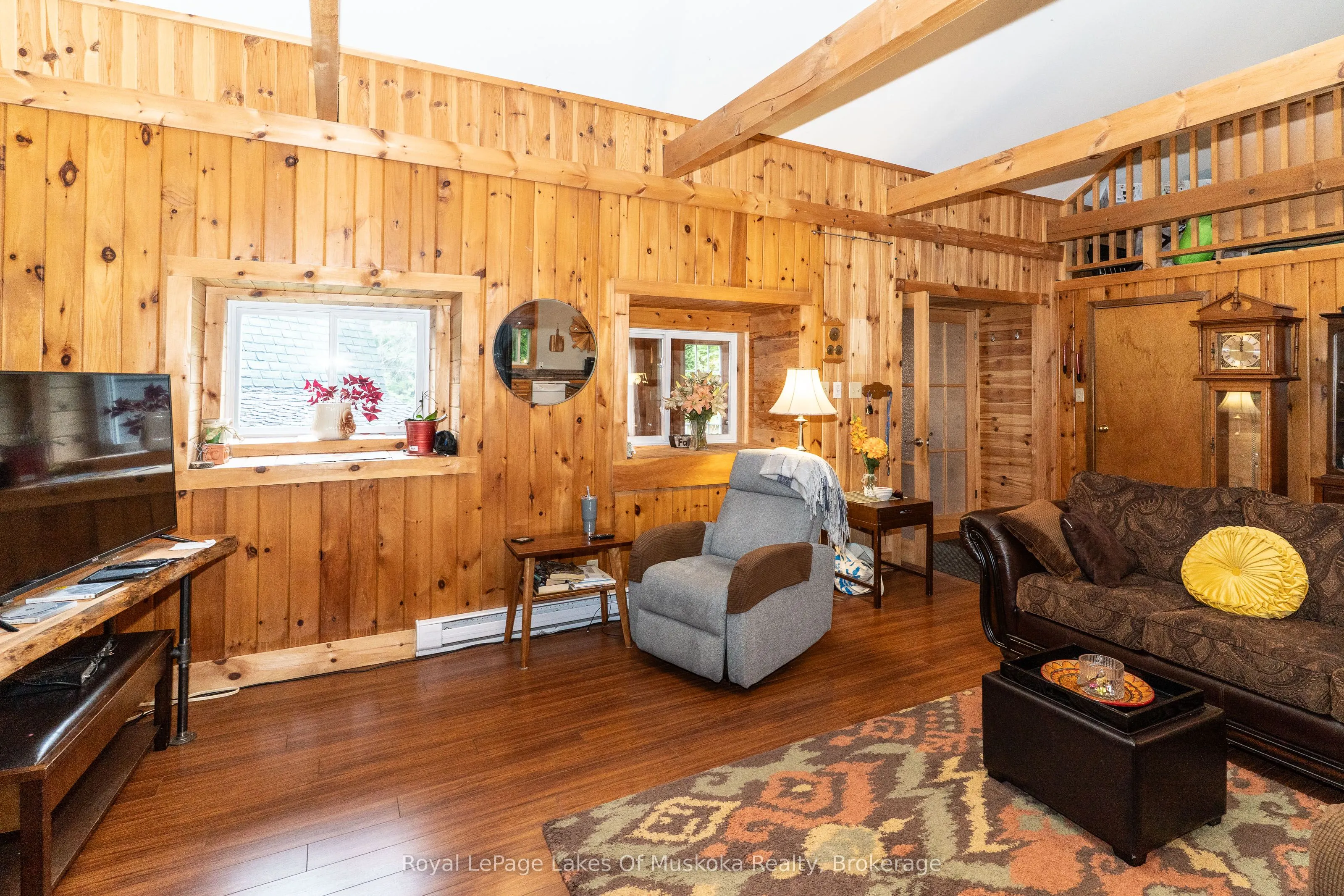 2709 Muskoka District 118 Road W