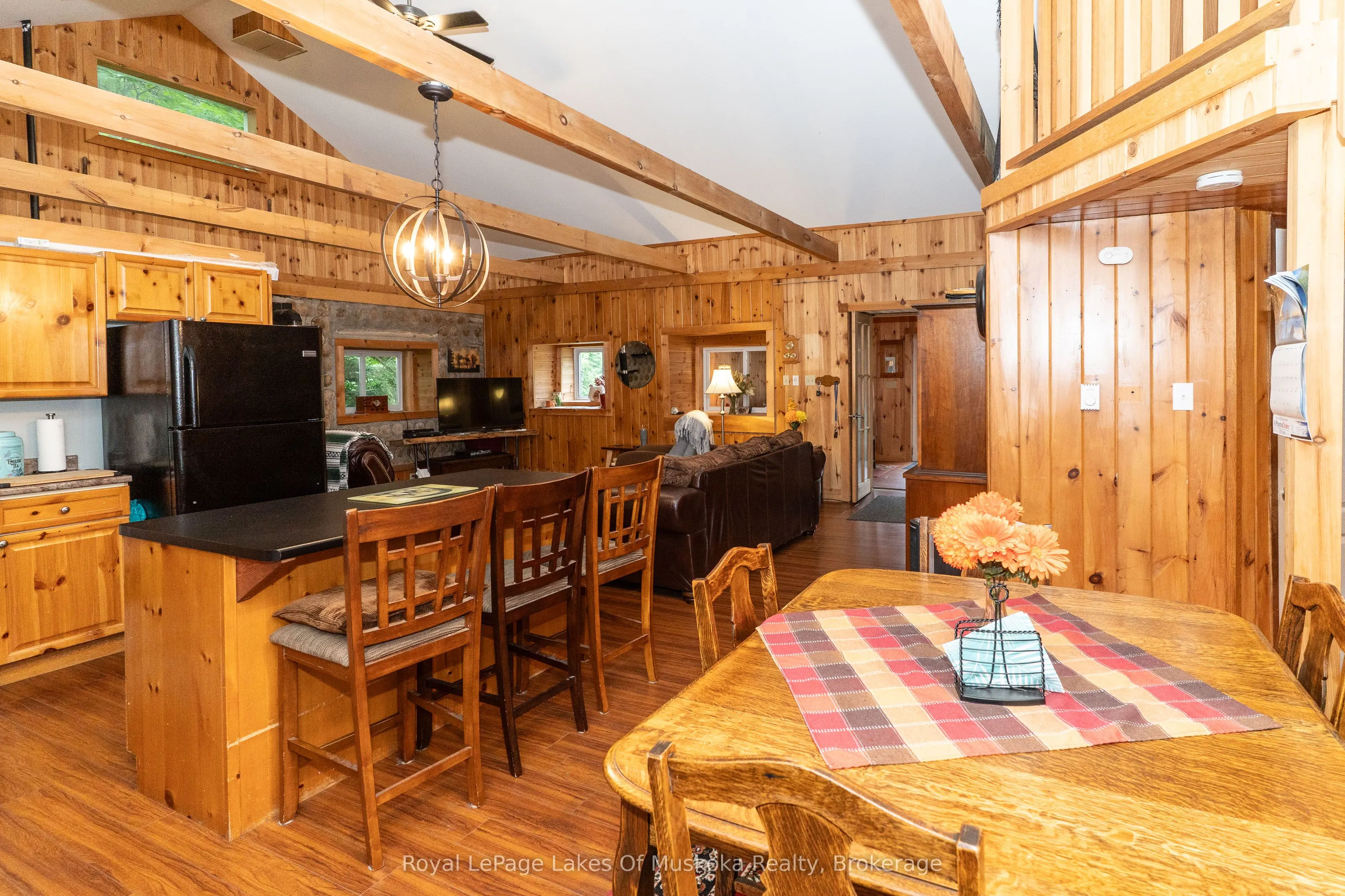 2709 Muskoka District 118 Road W