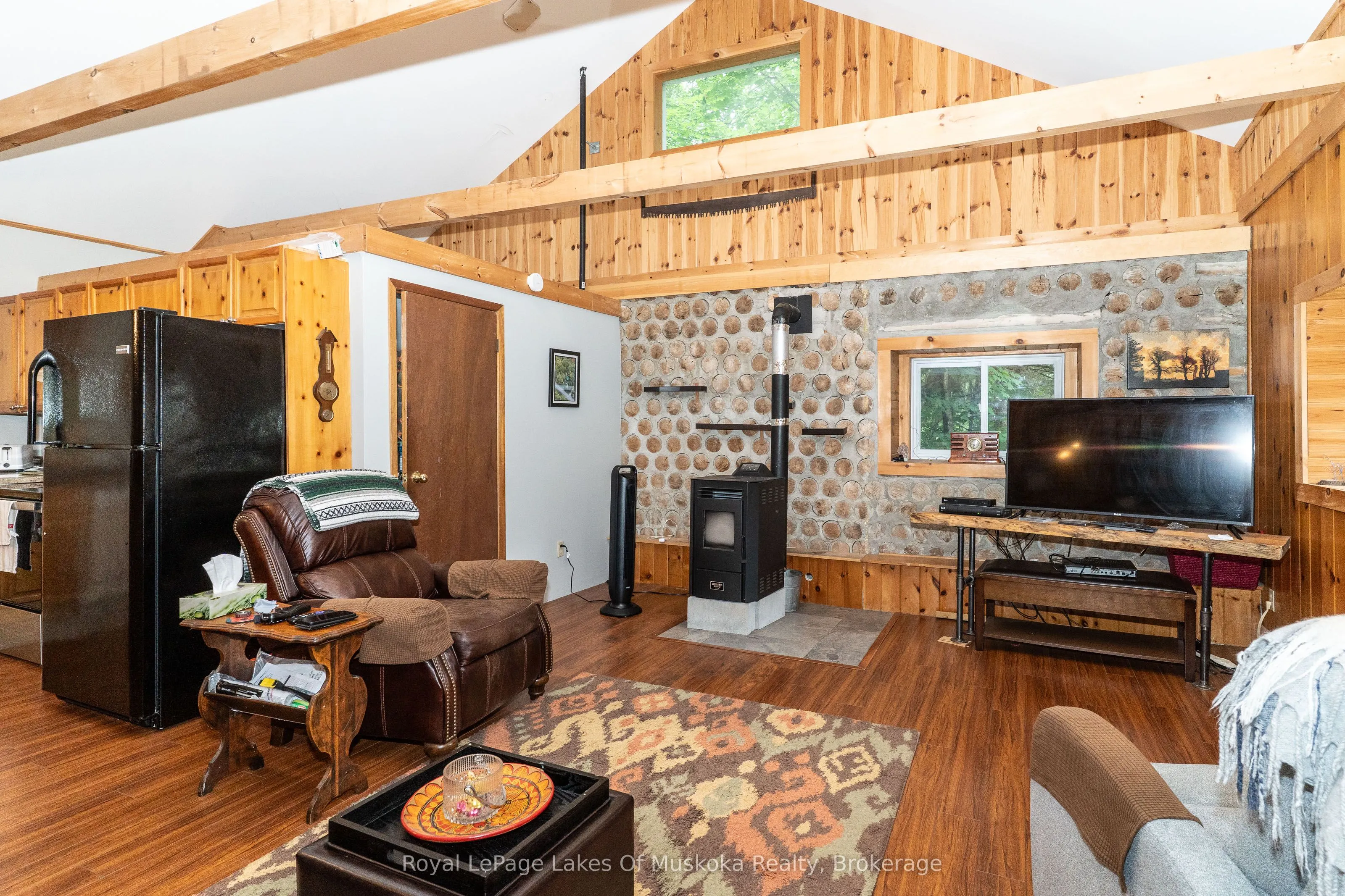 2709 Muskoka District 118 Road W